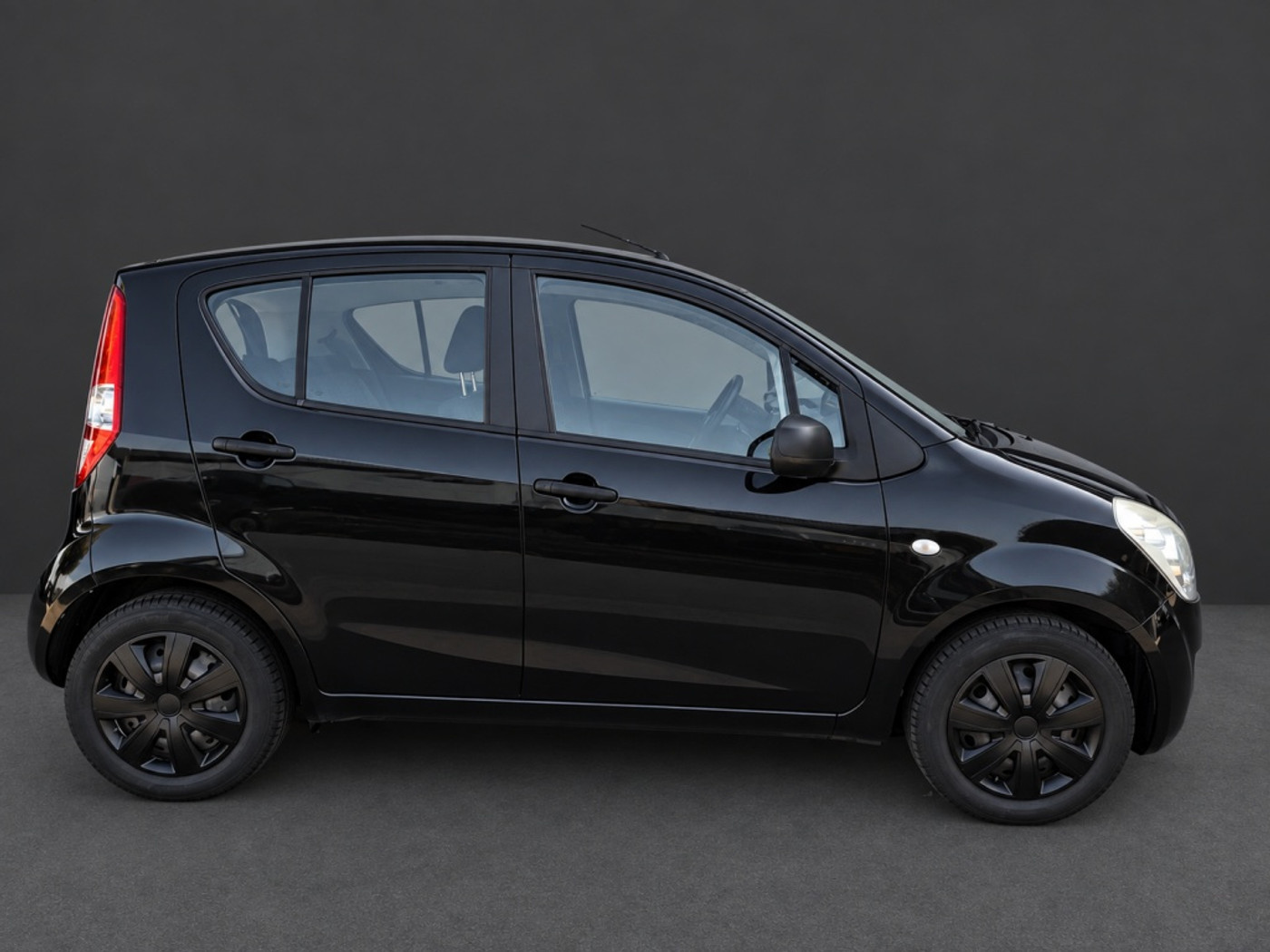 Suzuki Splash 1.0 Trend 2009 - voorkant
