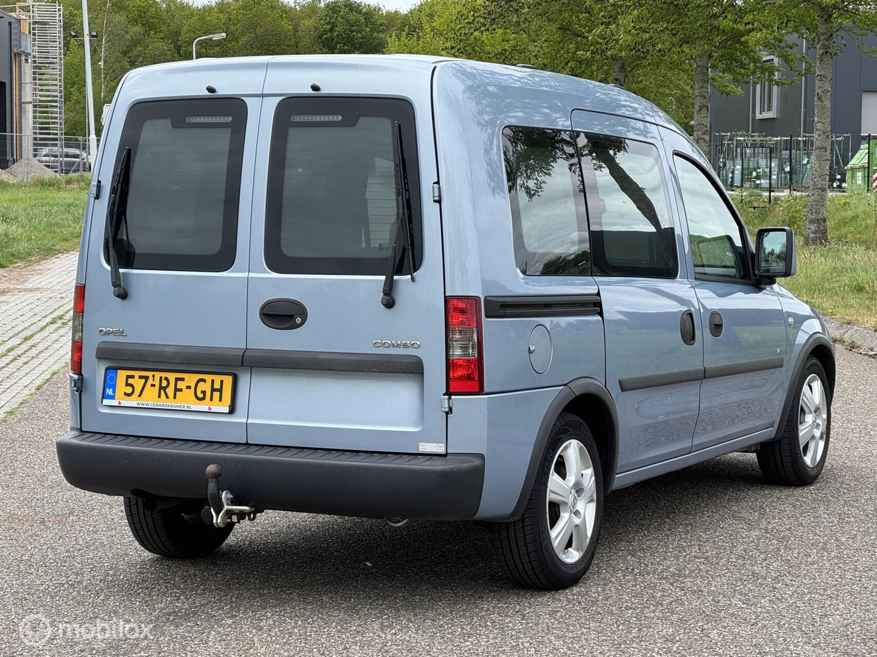 Foto van Opel Tour