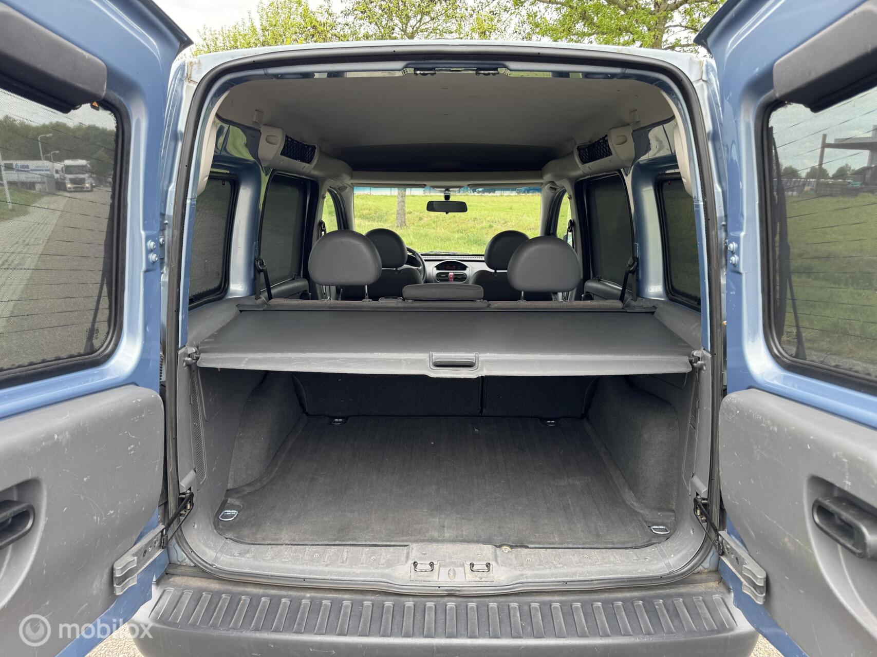 Foto van Opel Tour