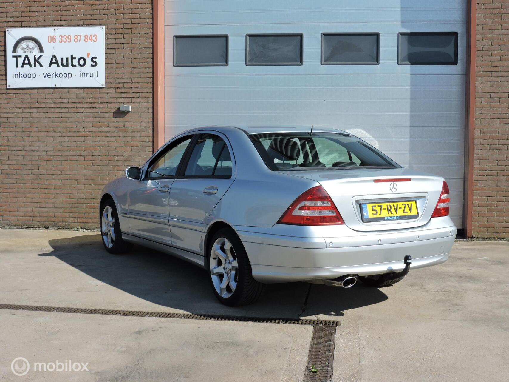 Foto van Mercedes-Benz C 180 Kompressor