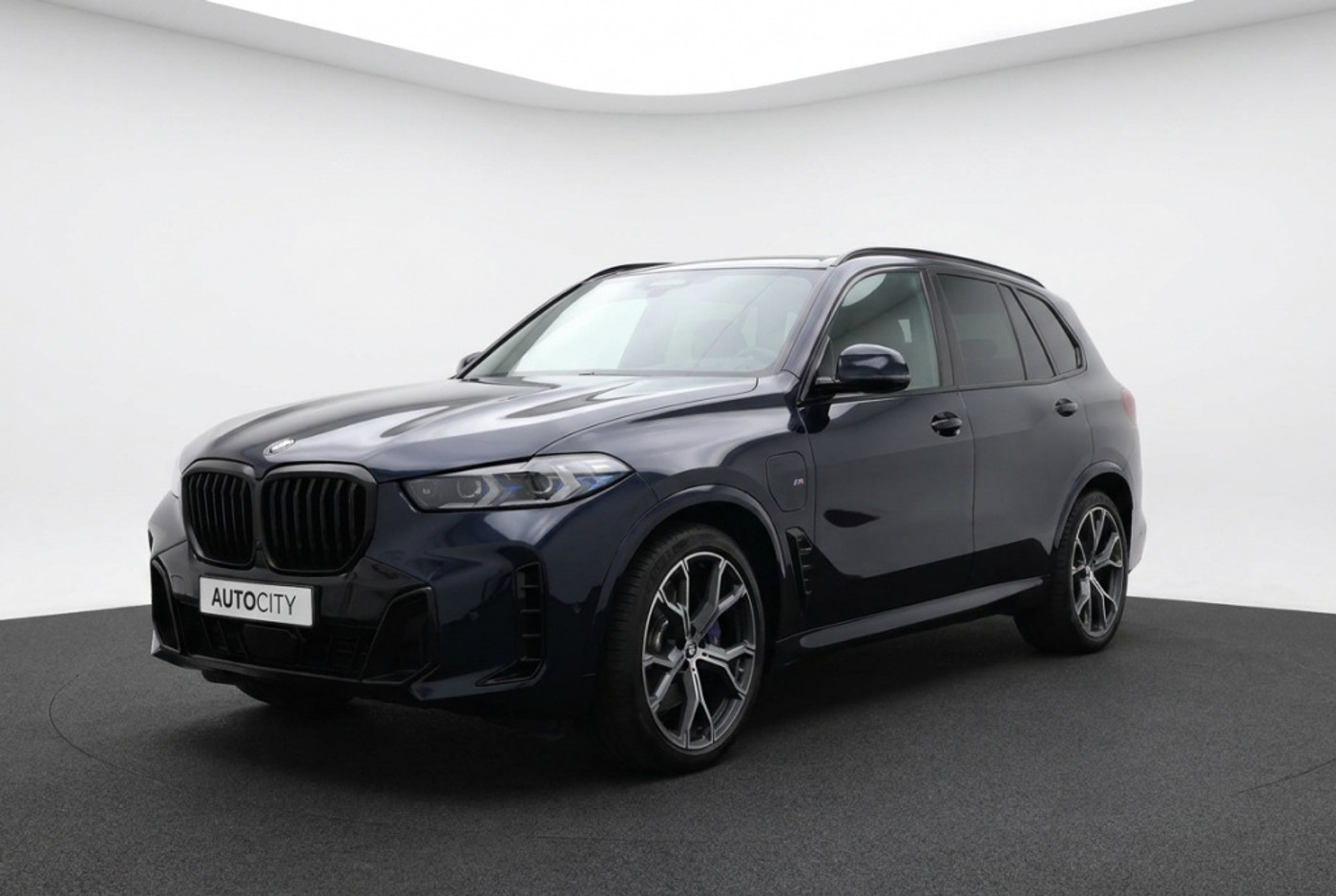 BMW X5 Xdrive50e xDrive50e M Sport Launch VOL! Pano | Bowers&Wilkins | Massage | Softclose 2023 - voorkant