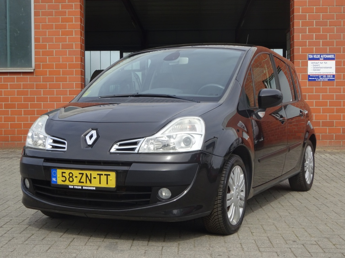 Renault Modus 1.2 TCE Dynamique 2008 - voorkant