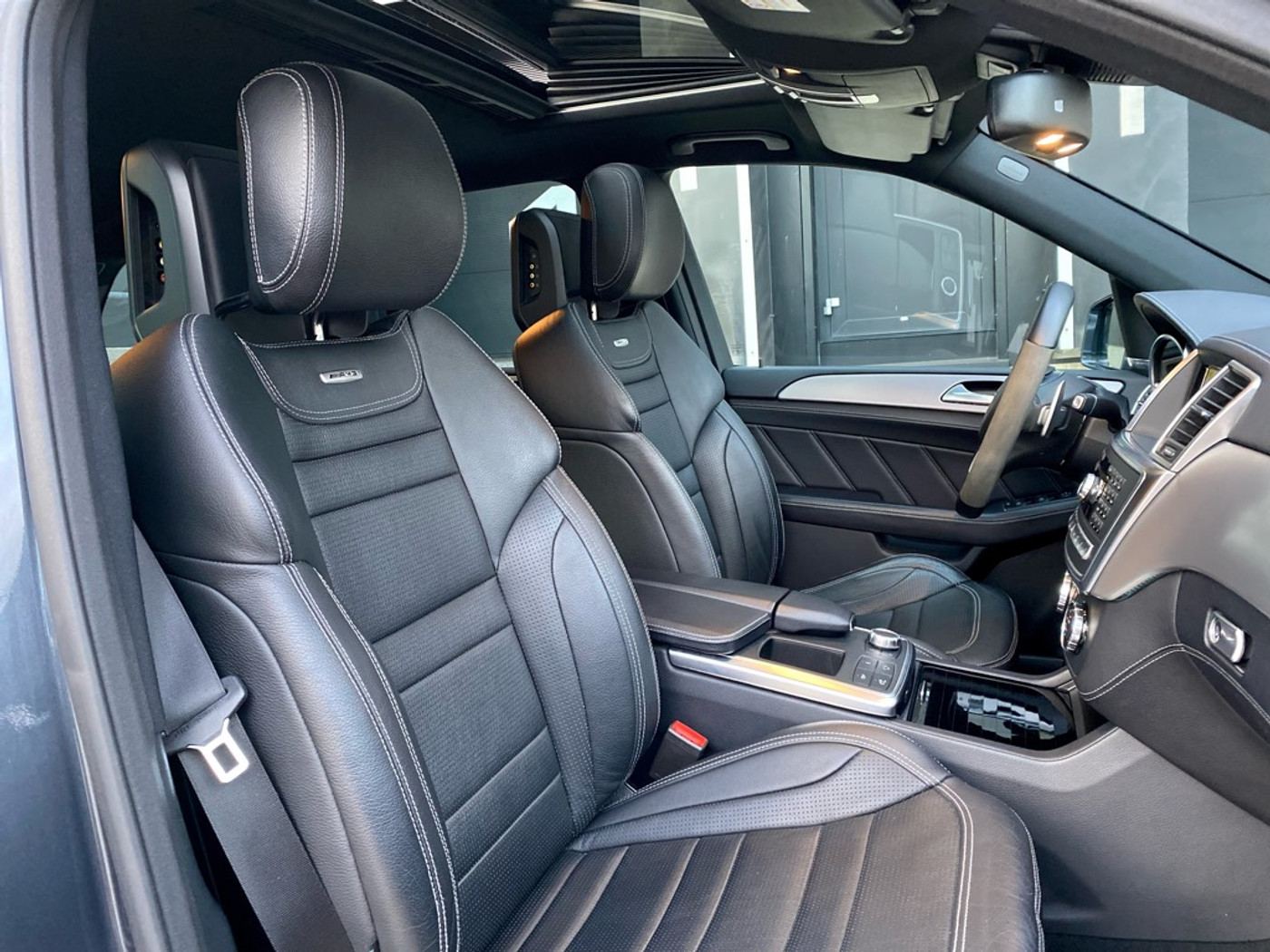 Foto van Mercedes-Benz ML 63 AMG