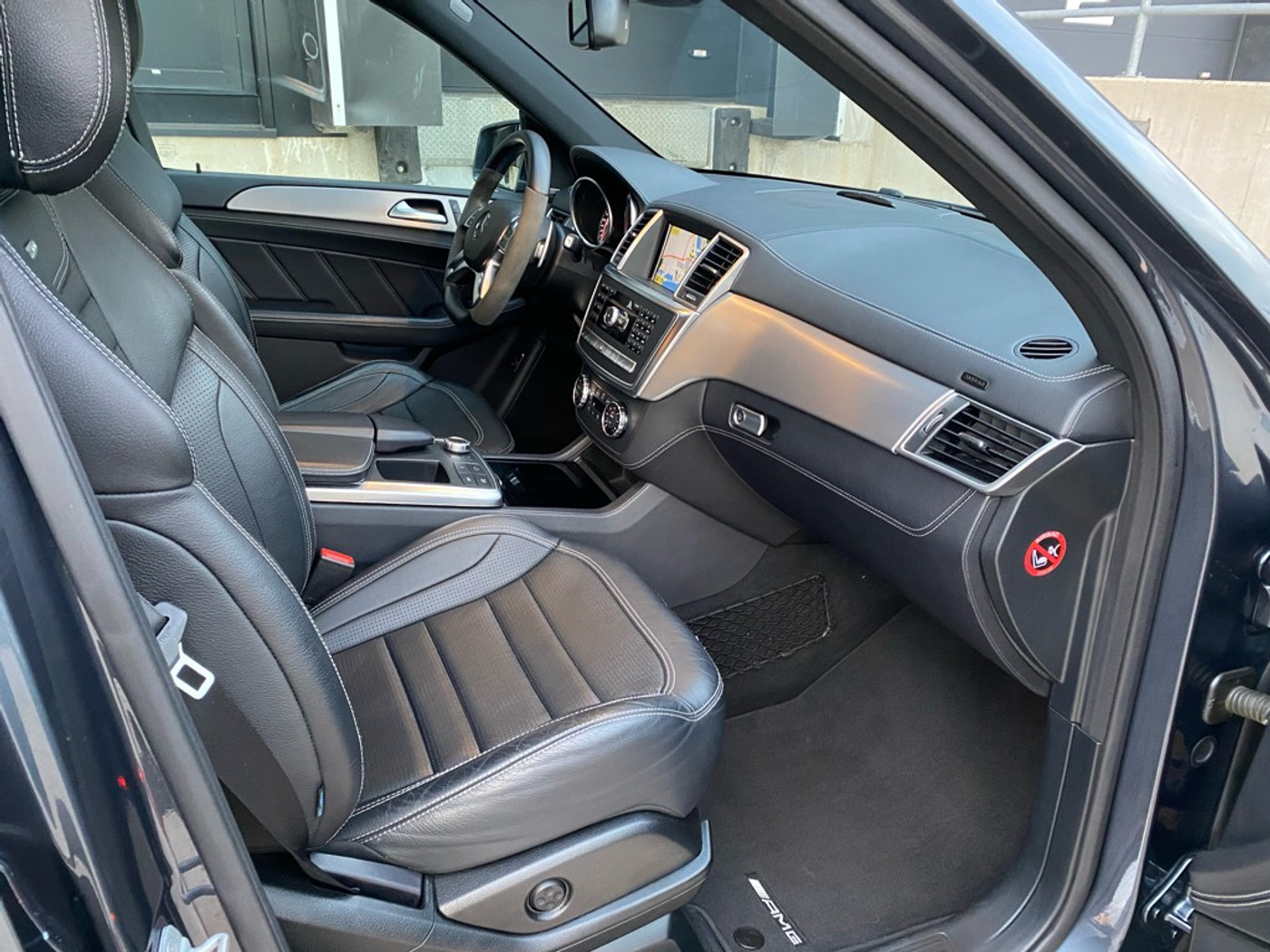 Foto van Mercedes-Benz ML 63 AMG