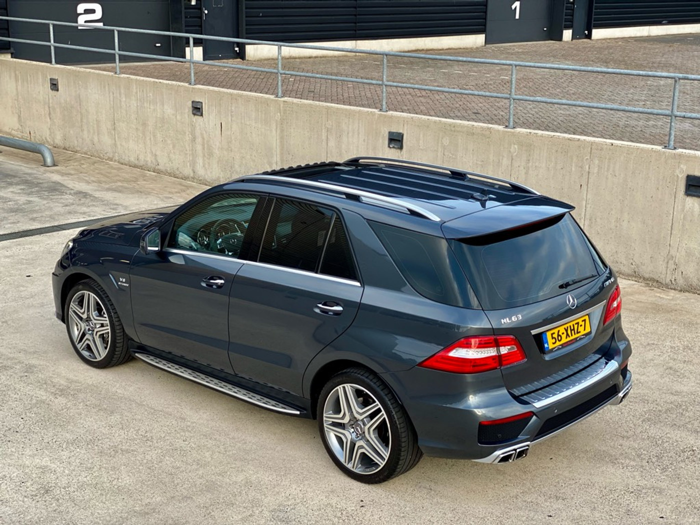 Foto van Mercedes-Benz ML 63 AMG