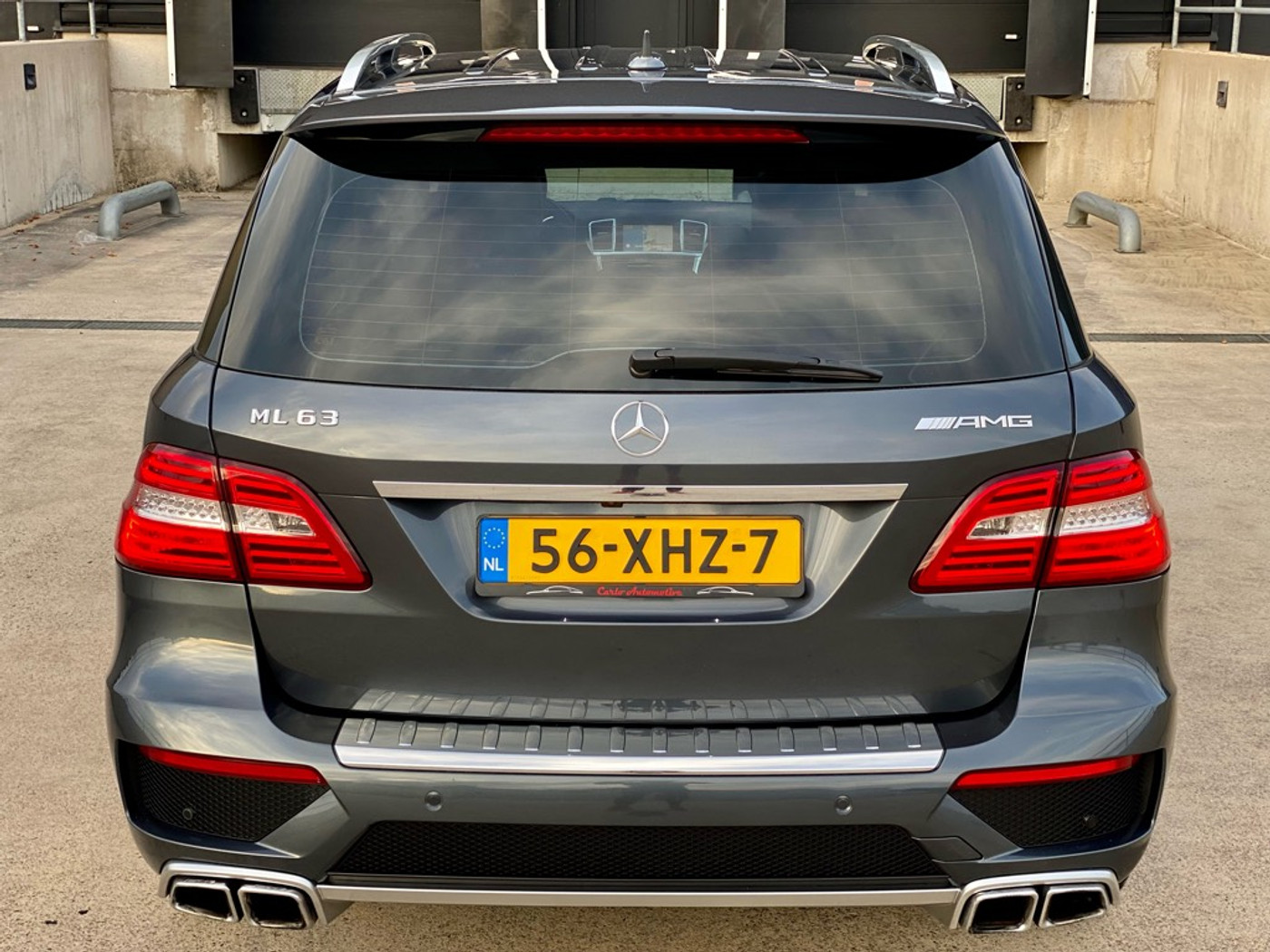 Foto van Mercedes-Benz ML 63 AMG