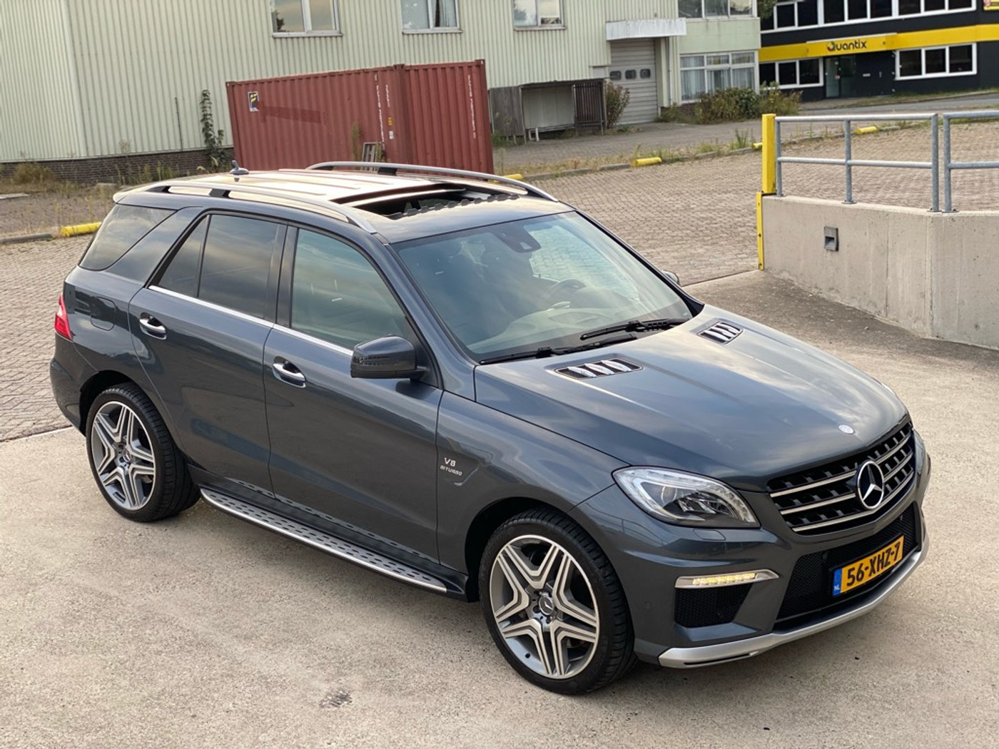 Foto van Mercedes-Benz ML 63 AMG