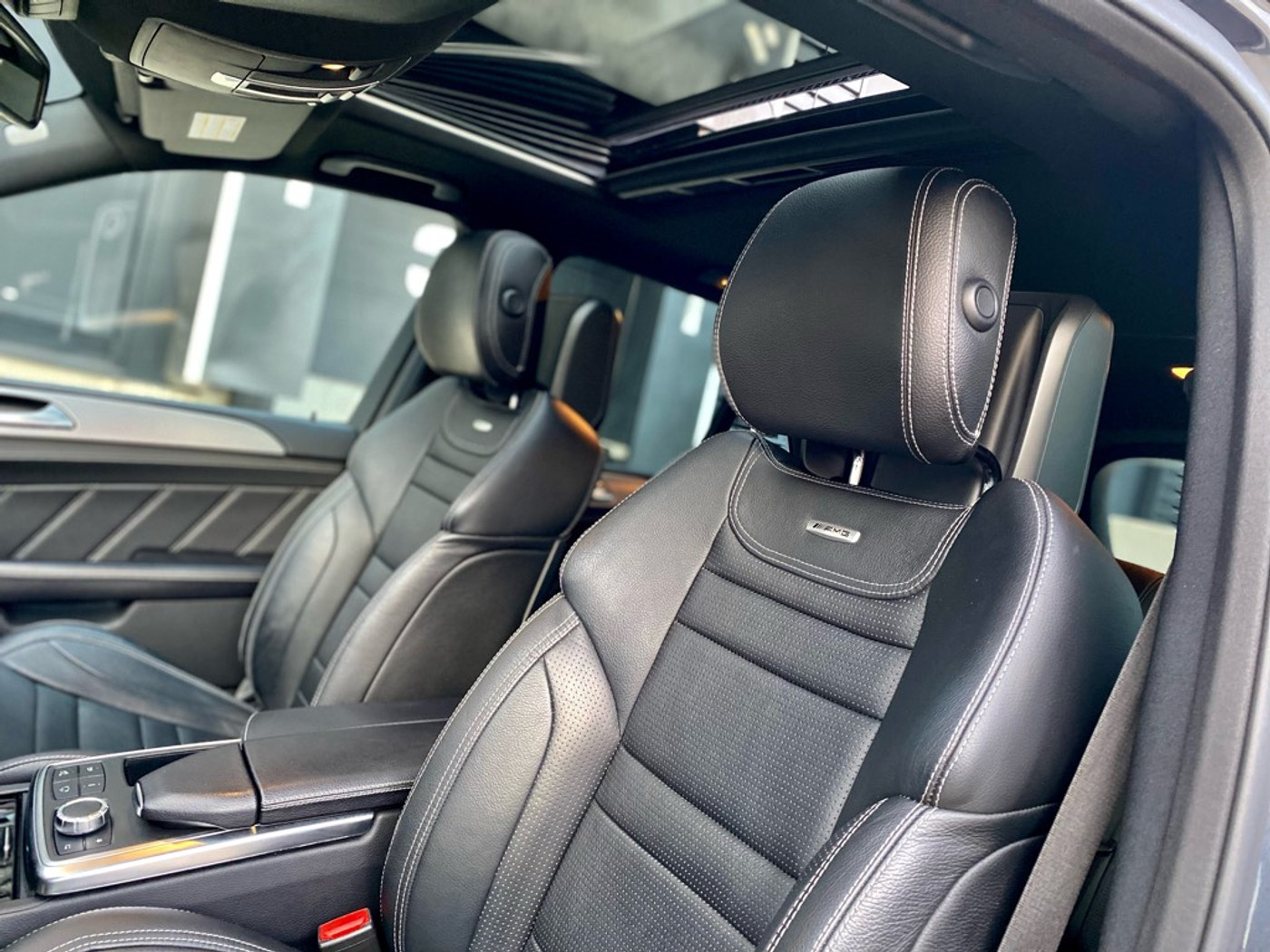 Foto van Mercedes-Benz ML 63 AMG