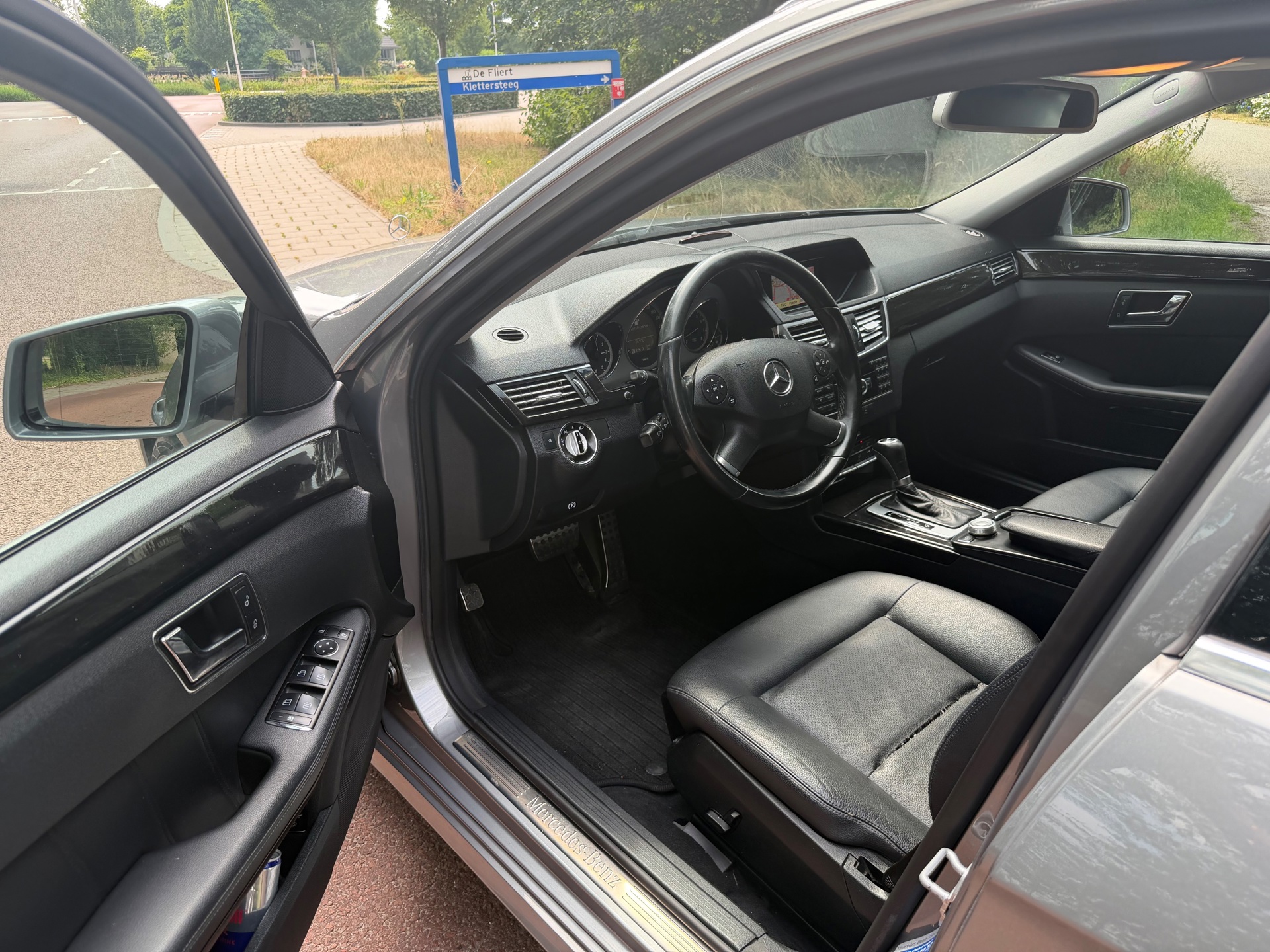 Foto van Mercedes-Benz E 200 Cgi
