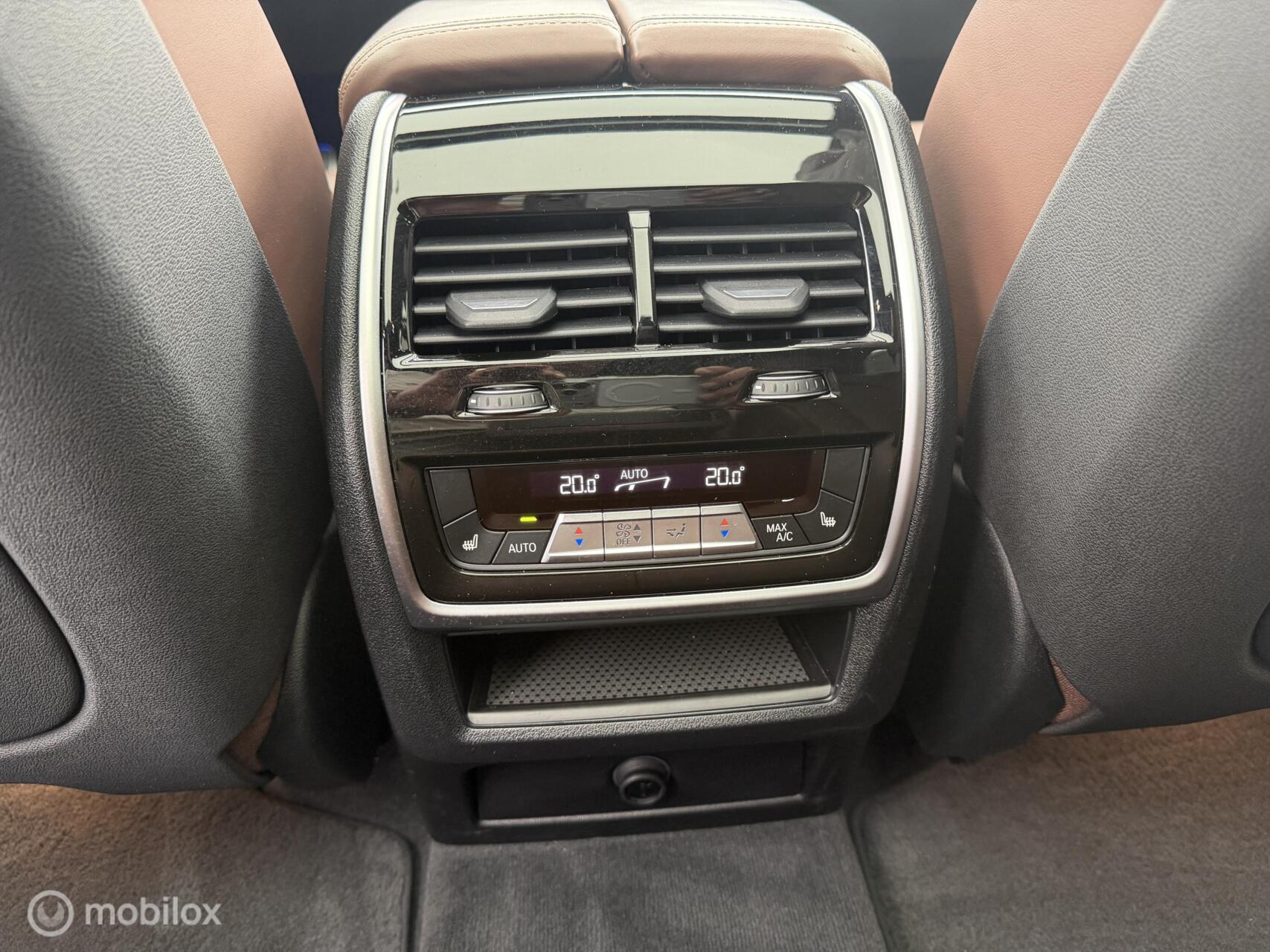 Foto van BMW X5 M50d