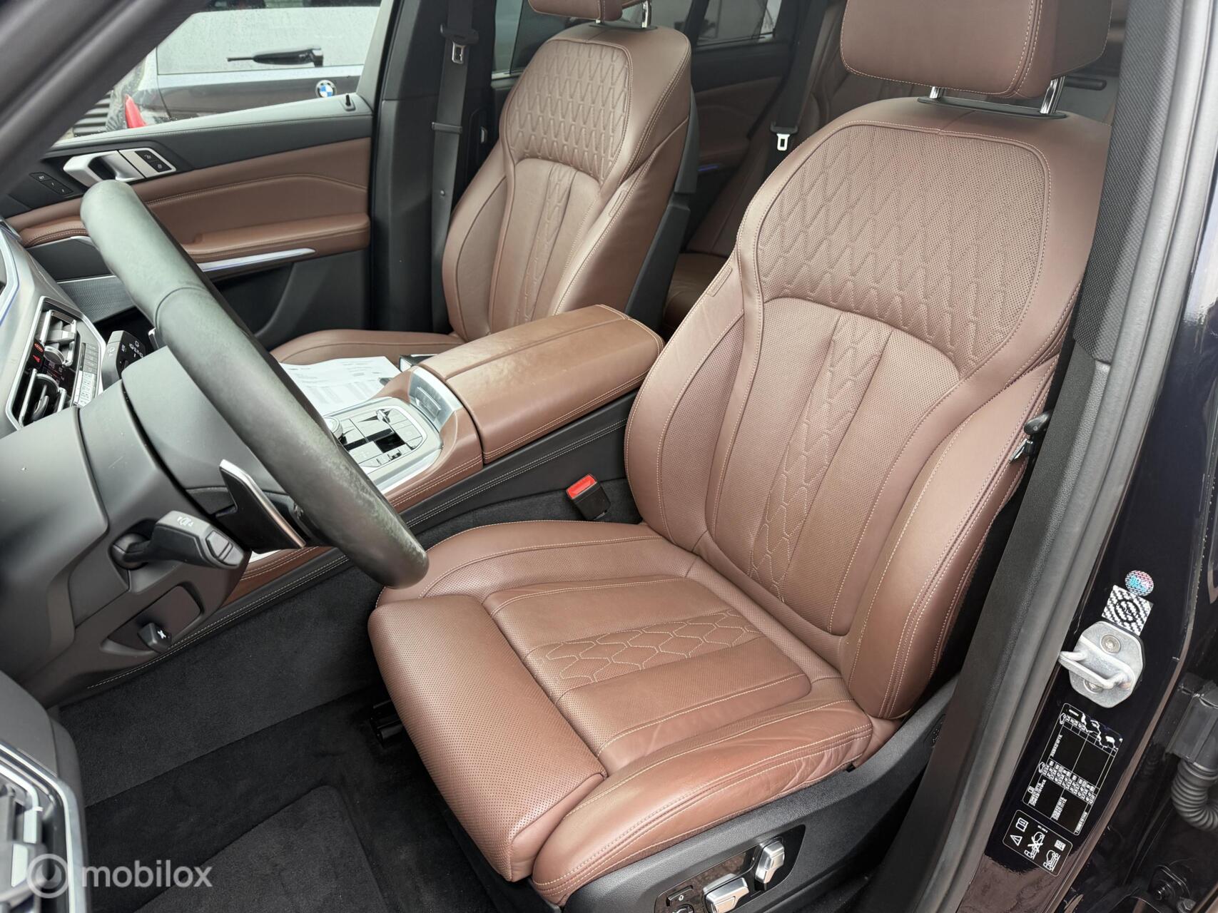 Foto van BMW X5 M50d