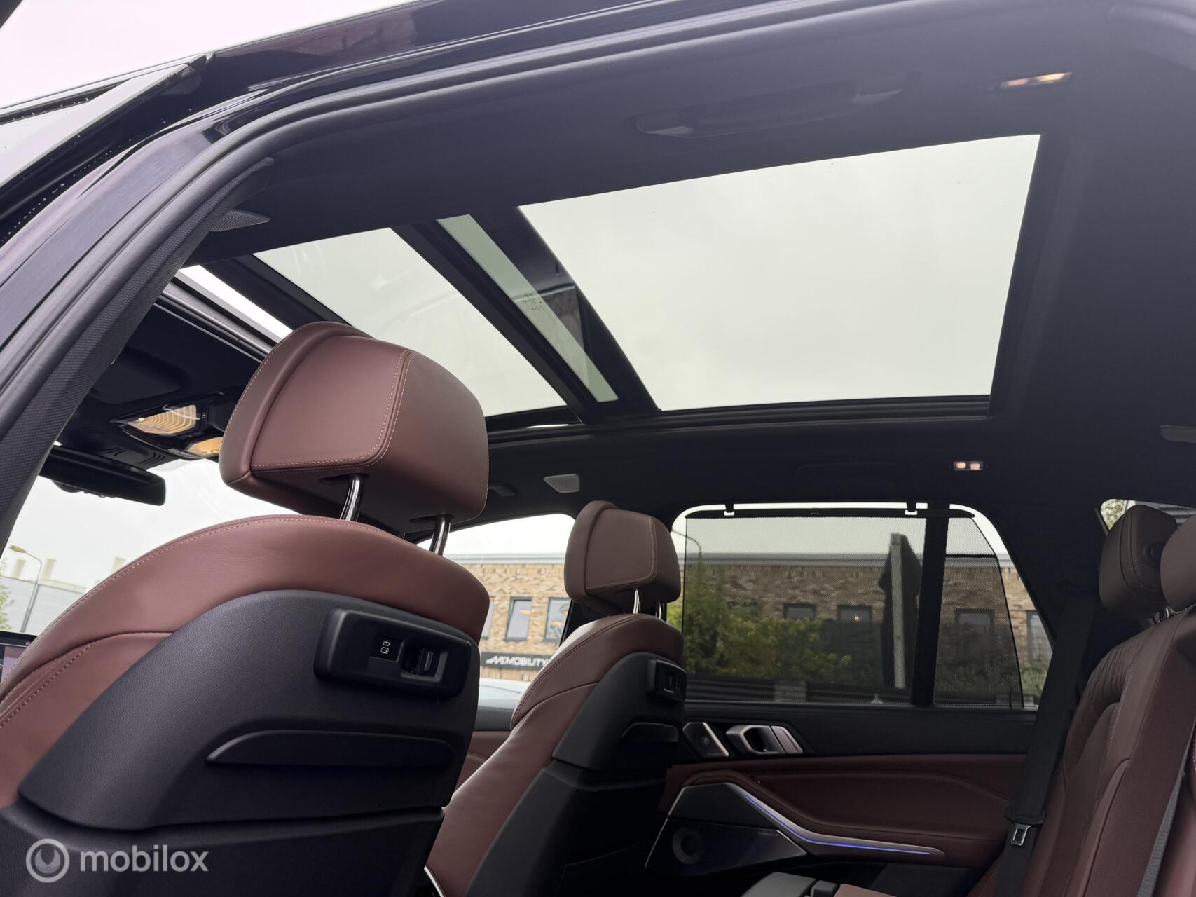 Foto van BMW X5 M50d