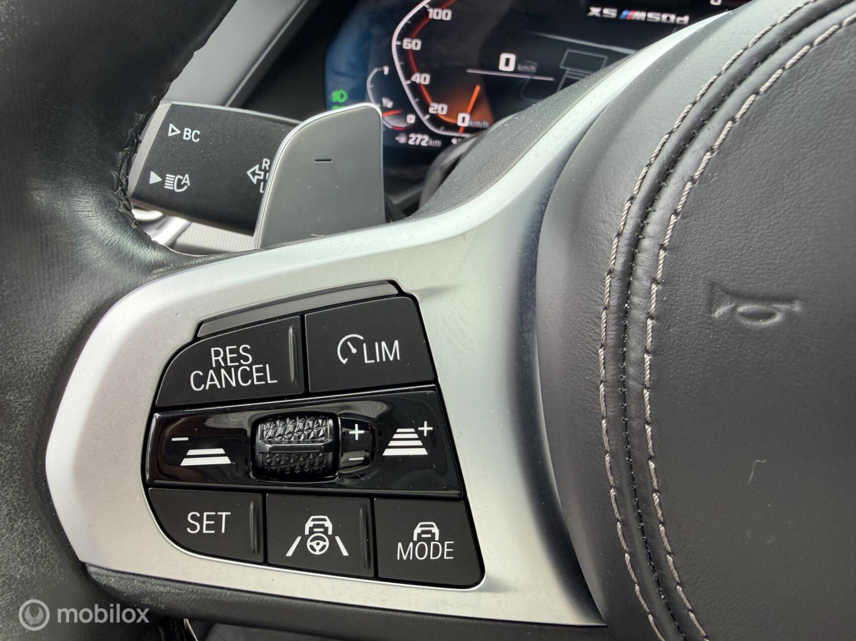 Foto van BMW X5 M50d