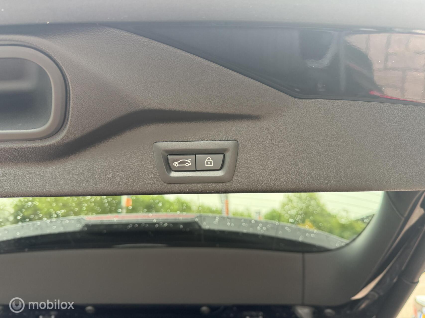 Foto van BMW X5 M50d
