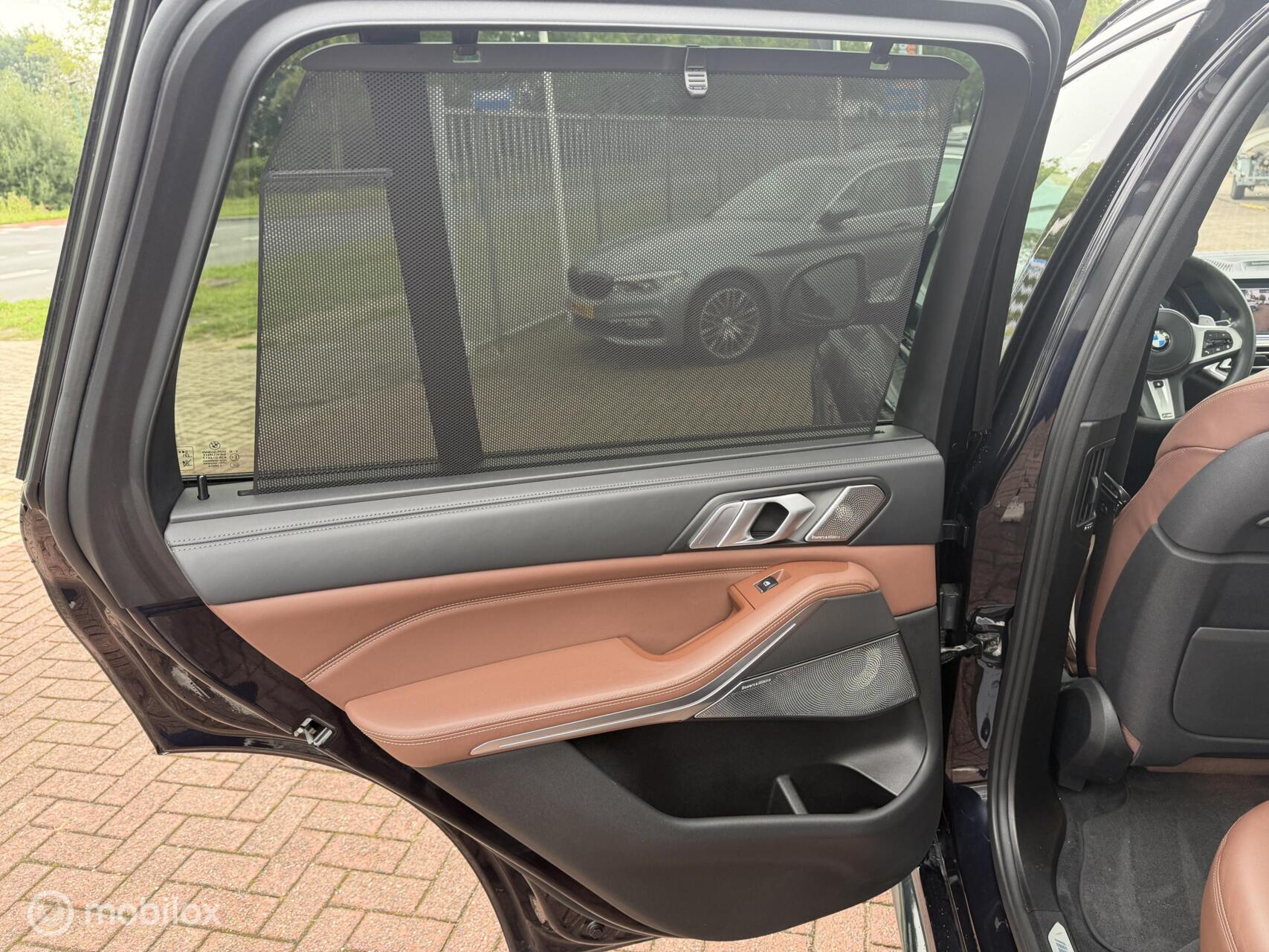 Foto van BMW X5 M50d