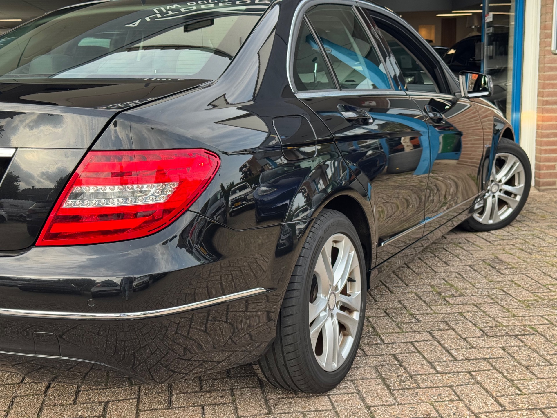 Foto van Mercedes-Benz C 180