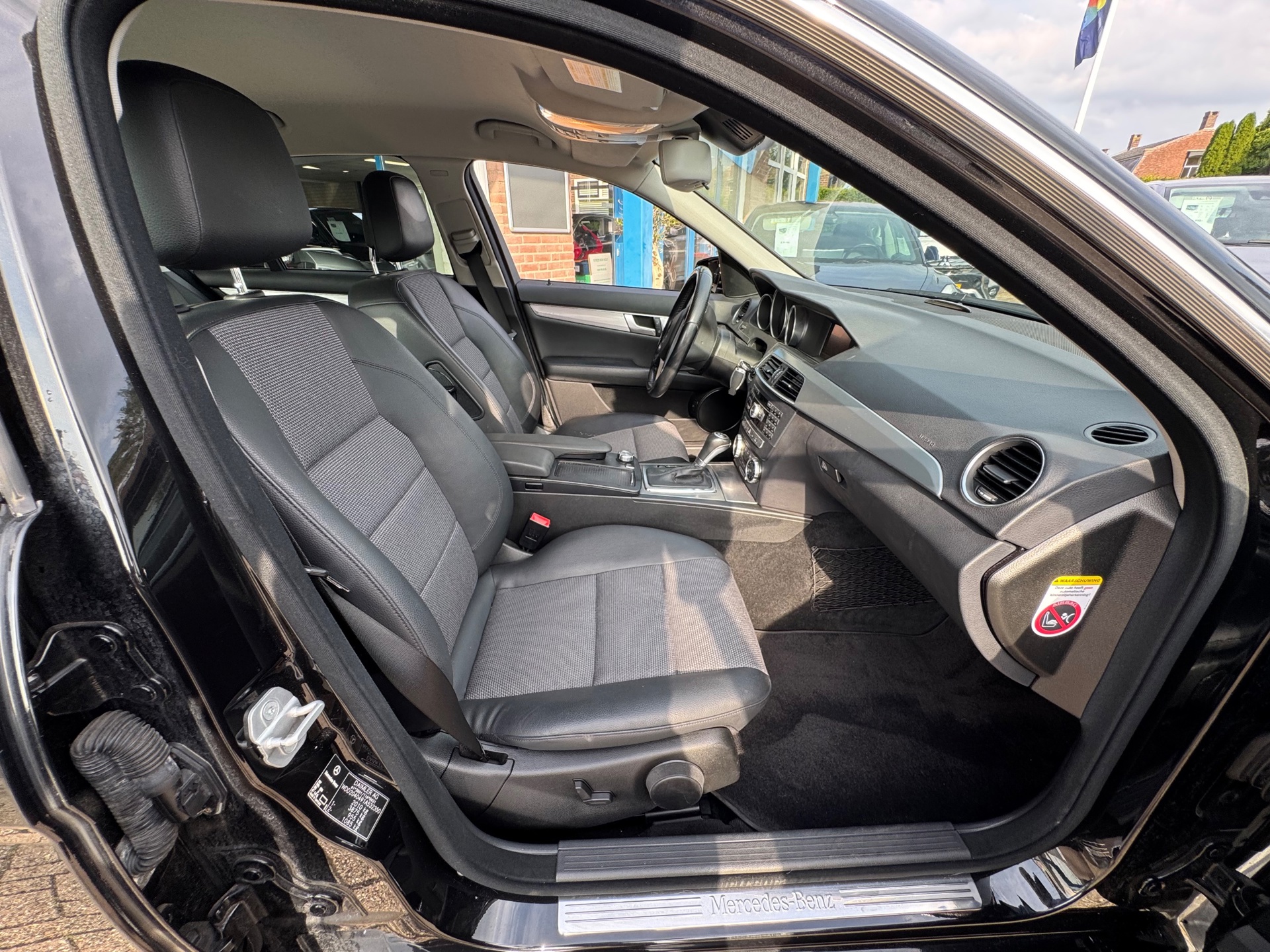 Foto van Mercedes-Benz C 180
