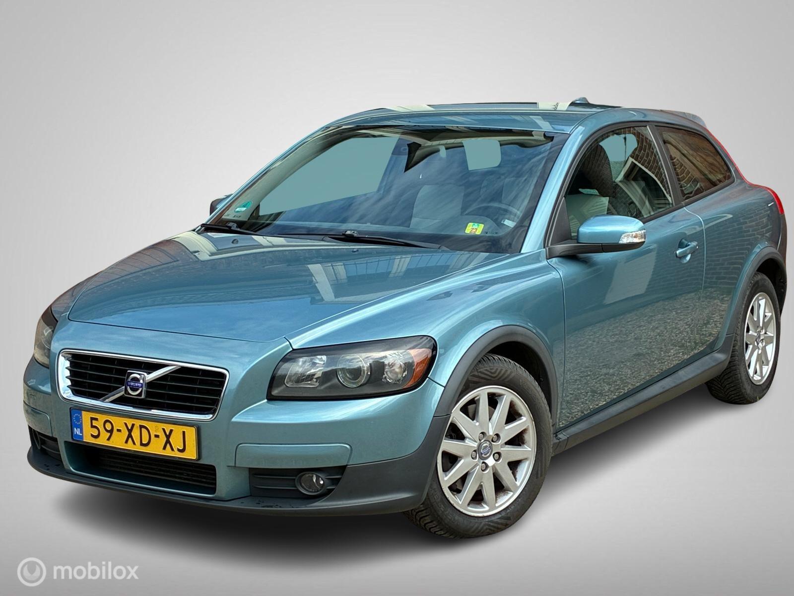 Volvo C30 2.4 D5 5-cilinder diesel Automaat met trekhaak 2007 - voorkant