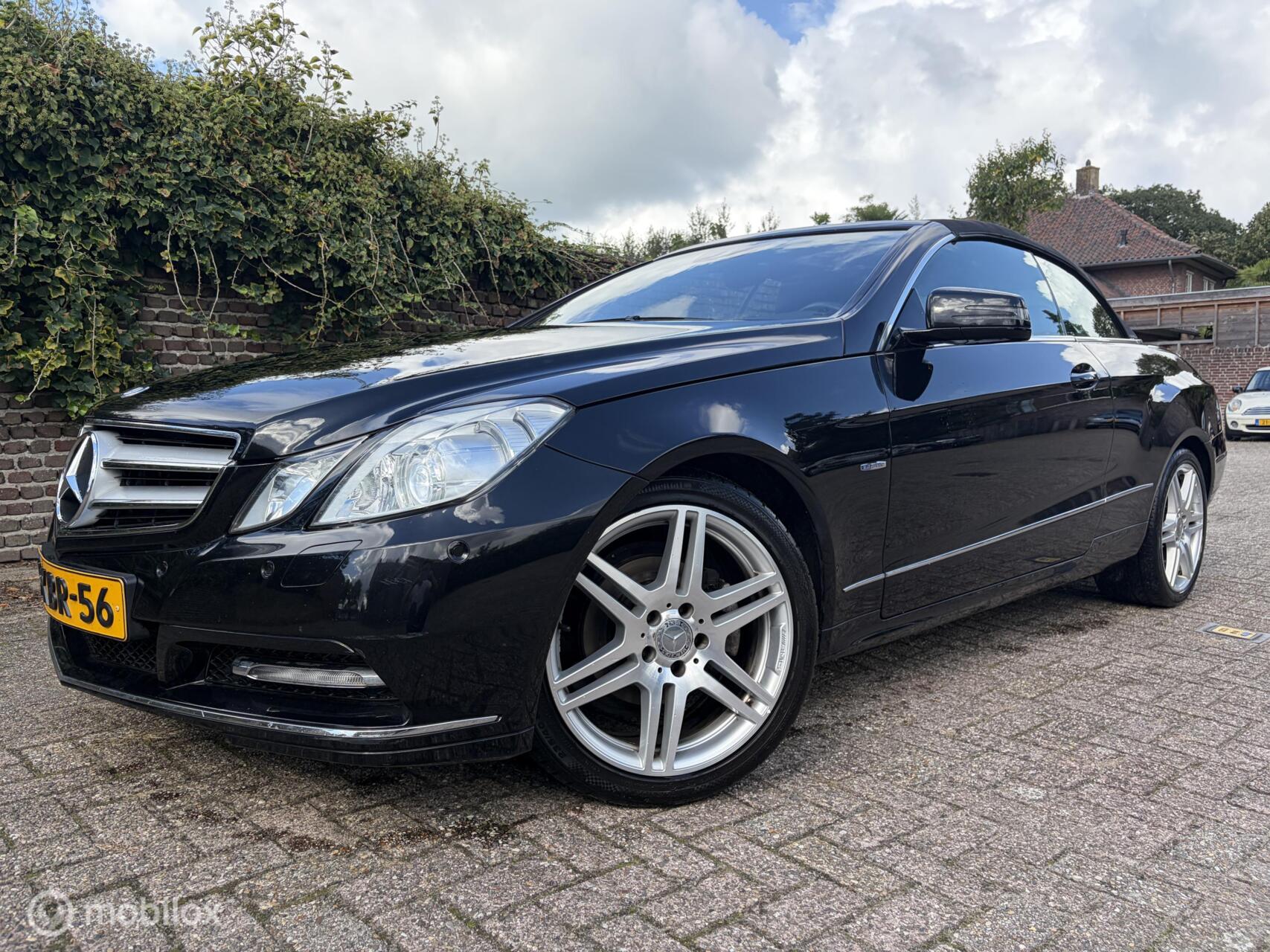 Mercedes-Benz E 200 200 CGI Elegance AUTOMAAT / LEDER 2012 - voorkant