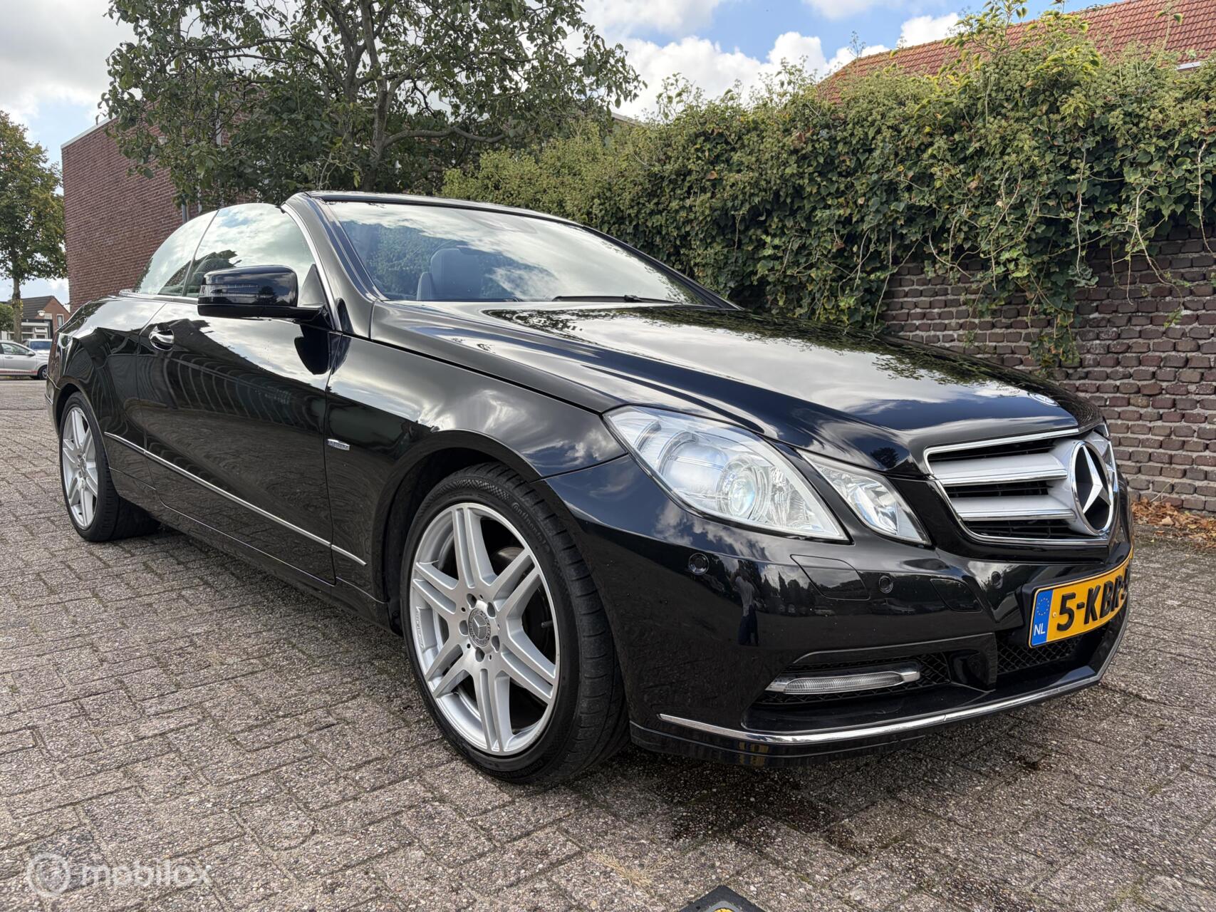 Foto van Mercedes-Benz E 200