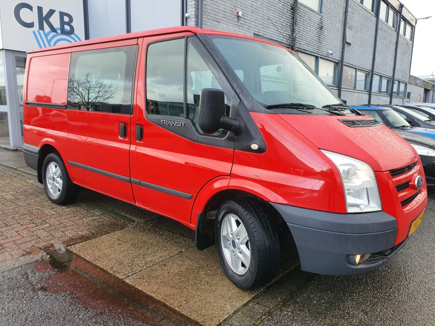 Foto van Ford Transit 260s Van 85dpf LR 4.23