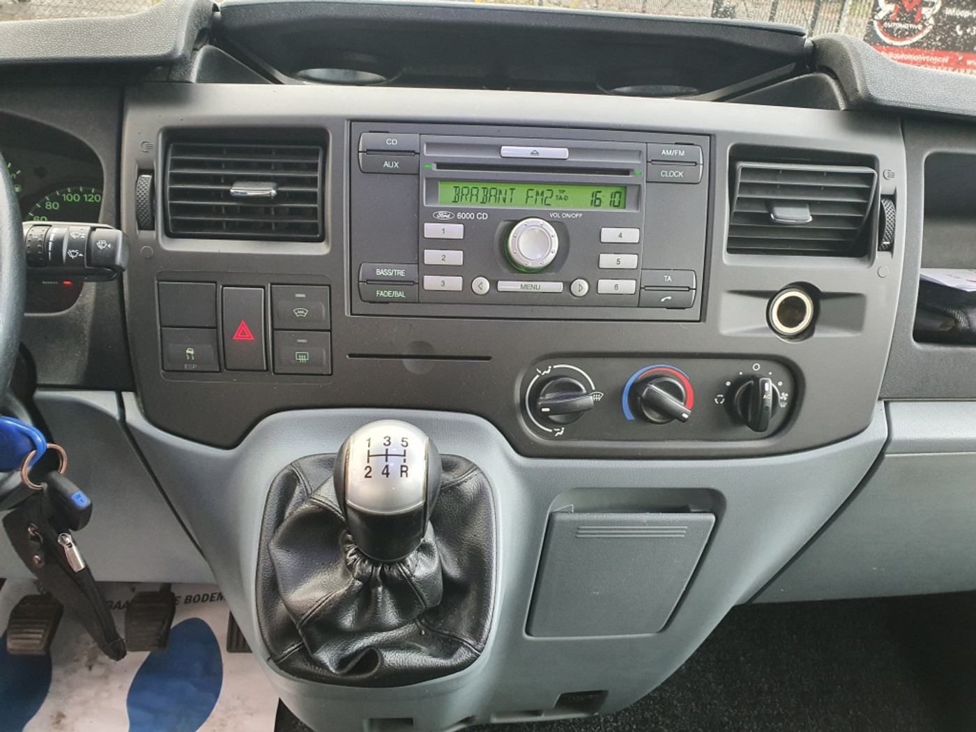 Foto van Ford Transit 260s Van 85dpf LR 4.23