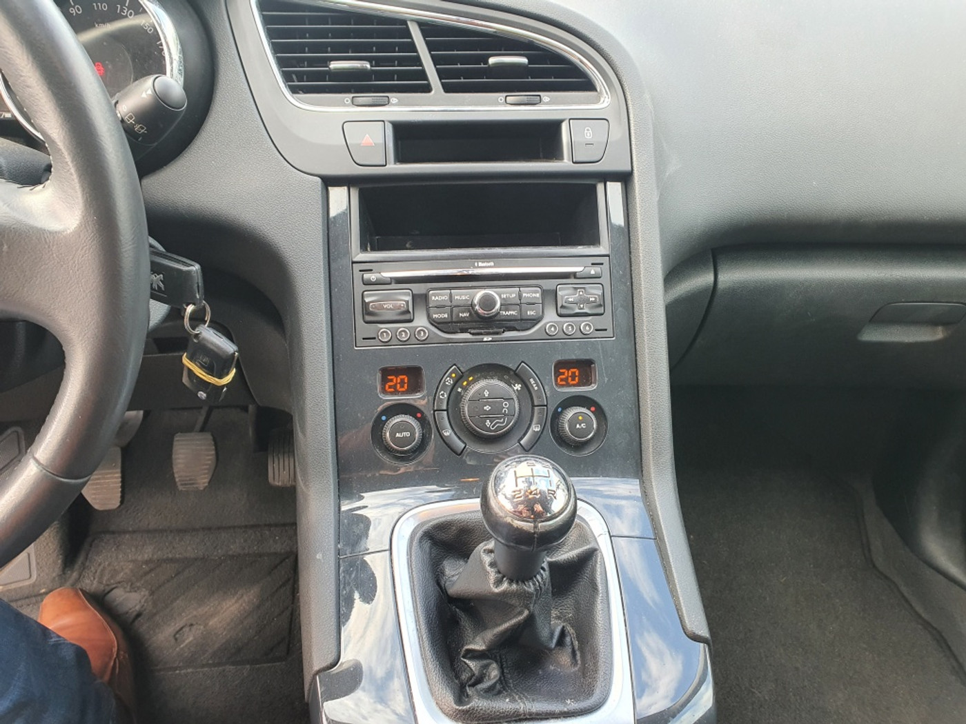 Foto van Peugeot 5008