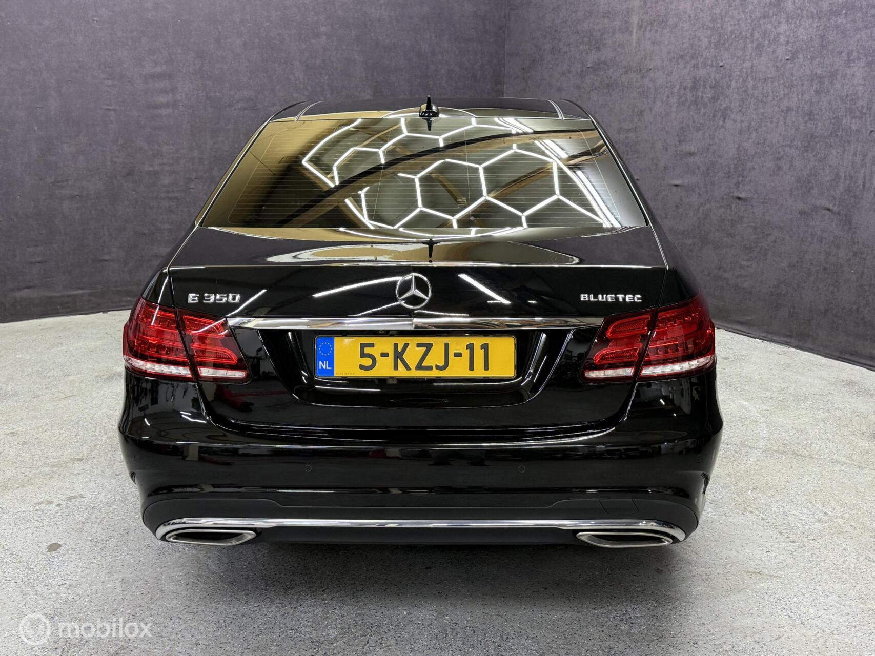 Foto van Mercedes-Benz E 350 Bluetec