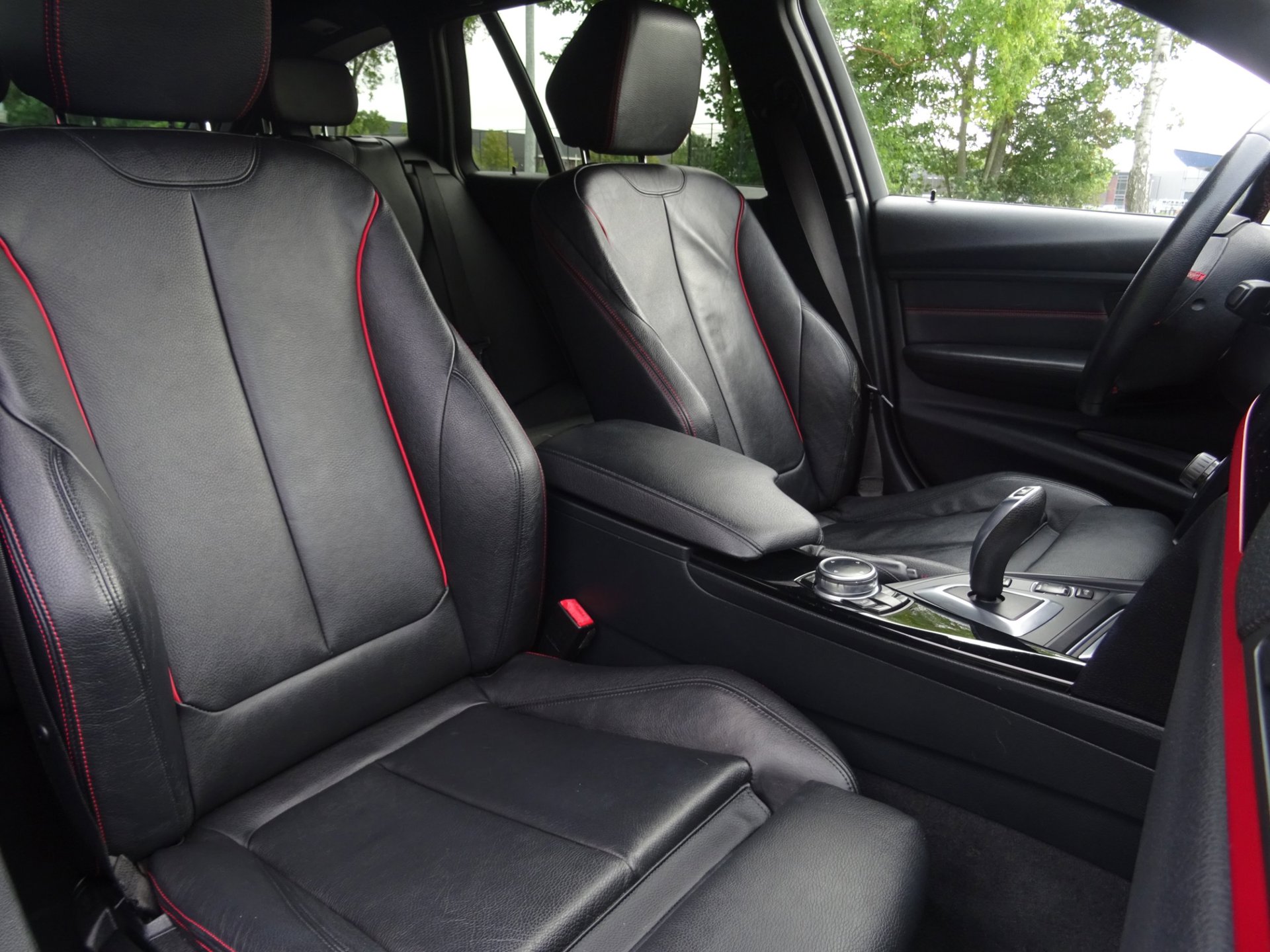 Foto van BMW 320i
