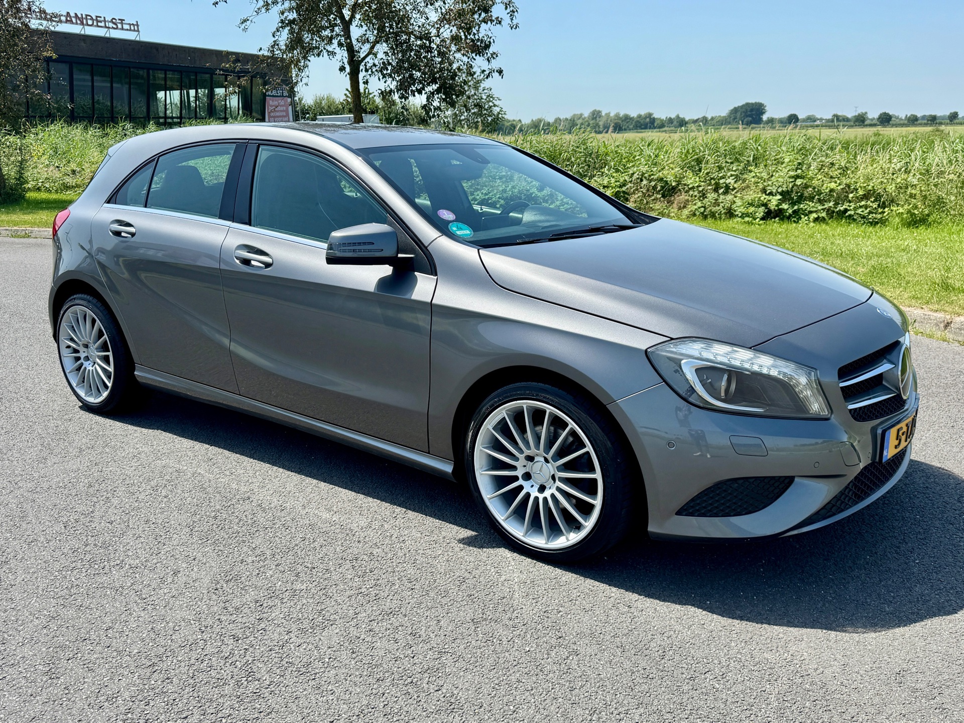 Foto van Mercedes-Benz A 180