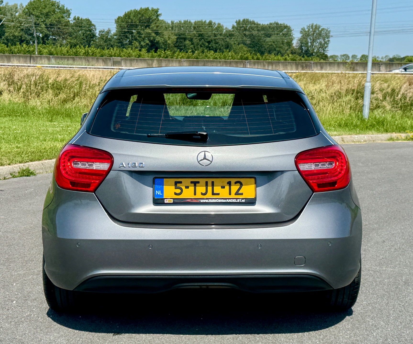 Foto van Mercedes-Benz A 180