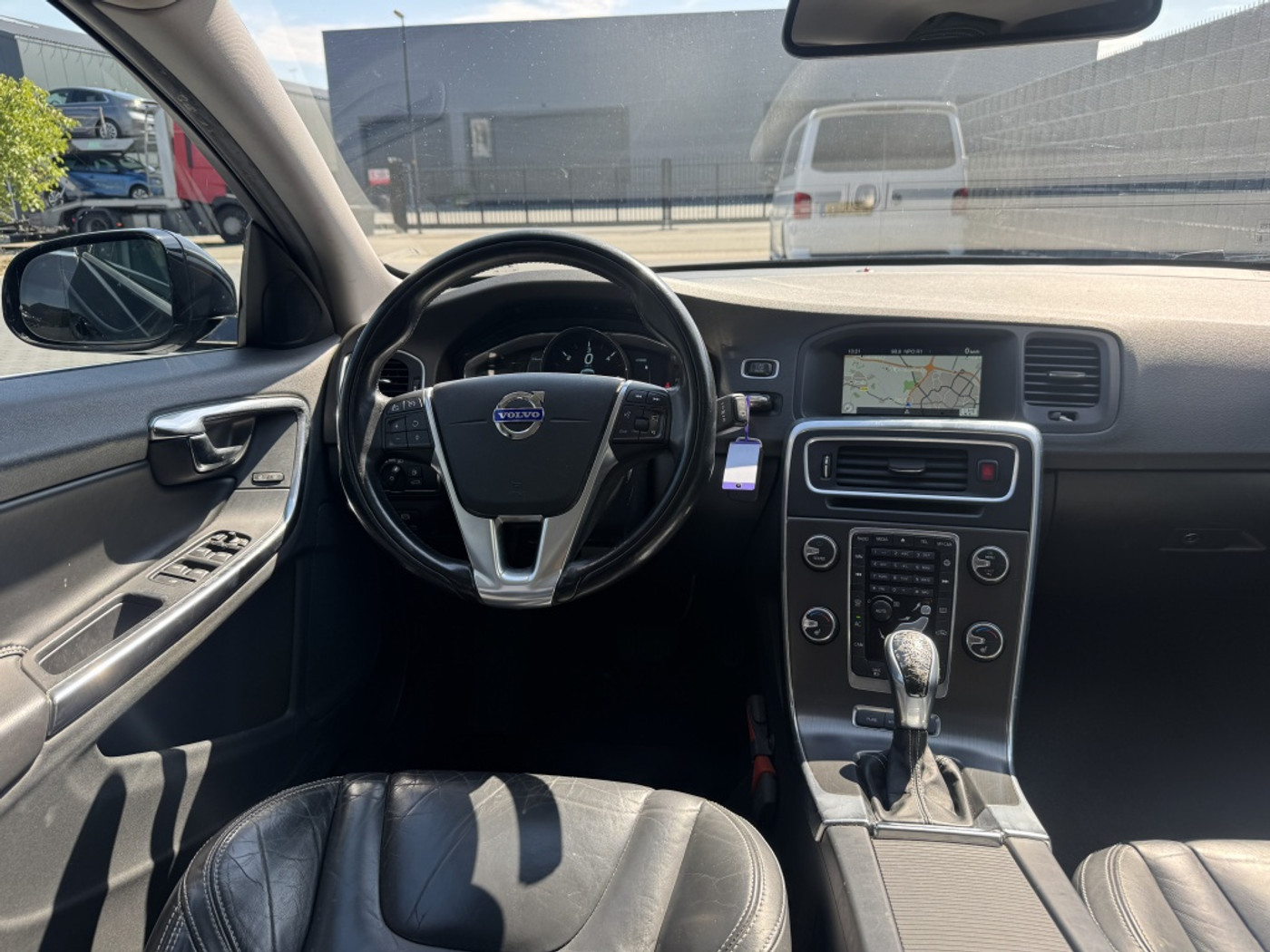 Foto van Volvo V60 Plug In Hybrid