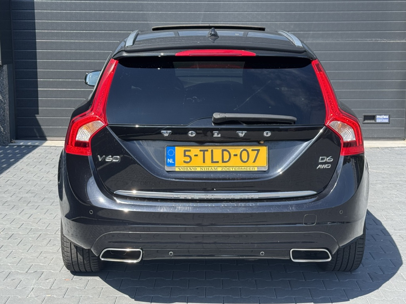 Foto van Volvo V60 Plug In Hybrid