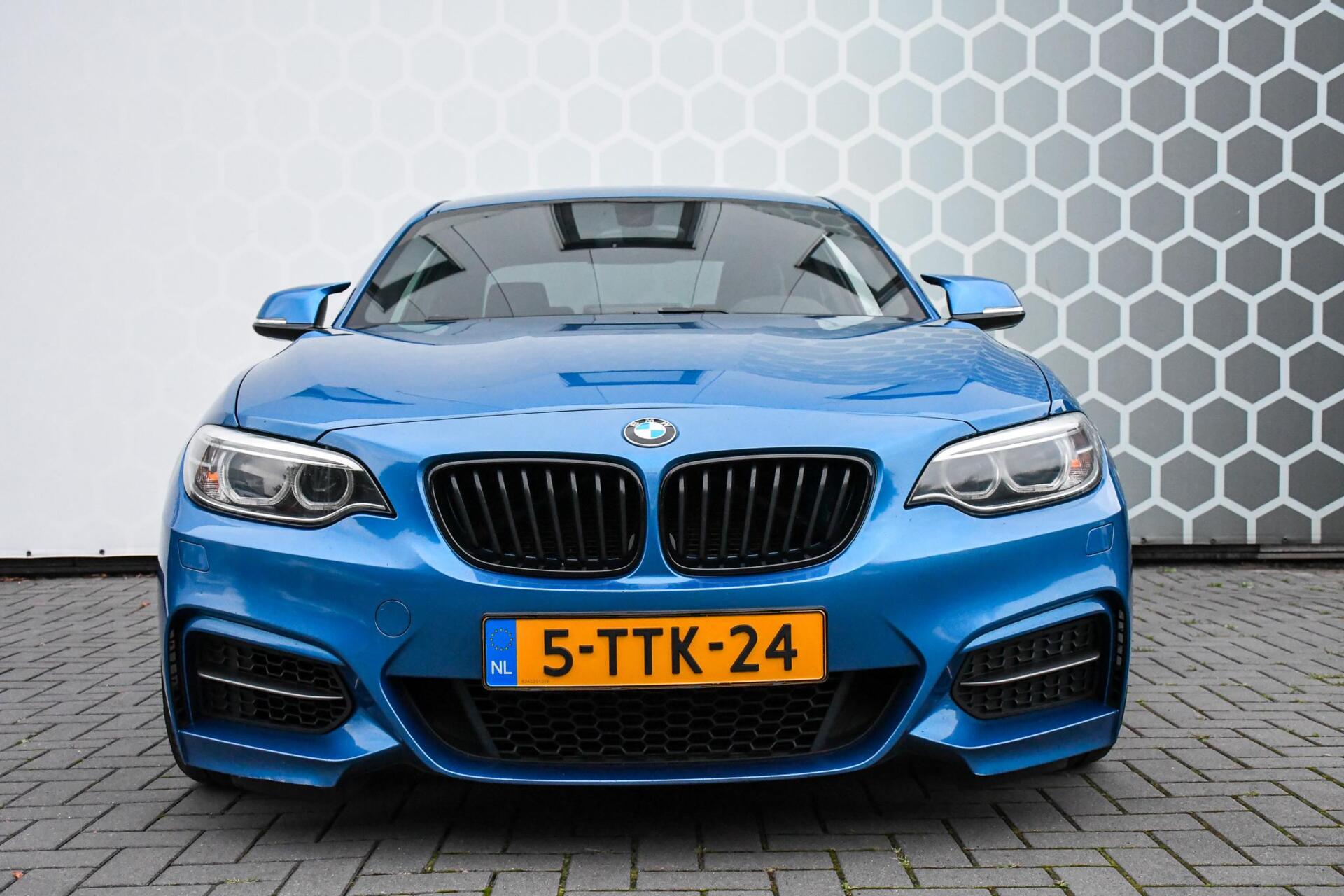 Foto van BMW M235i