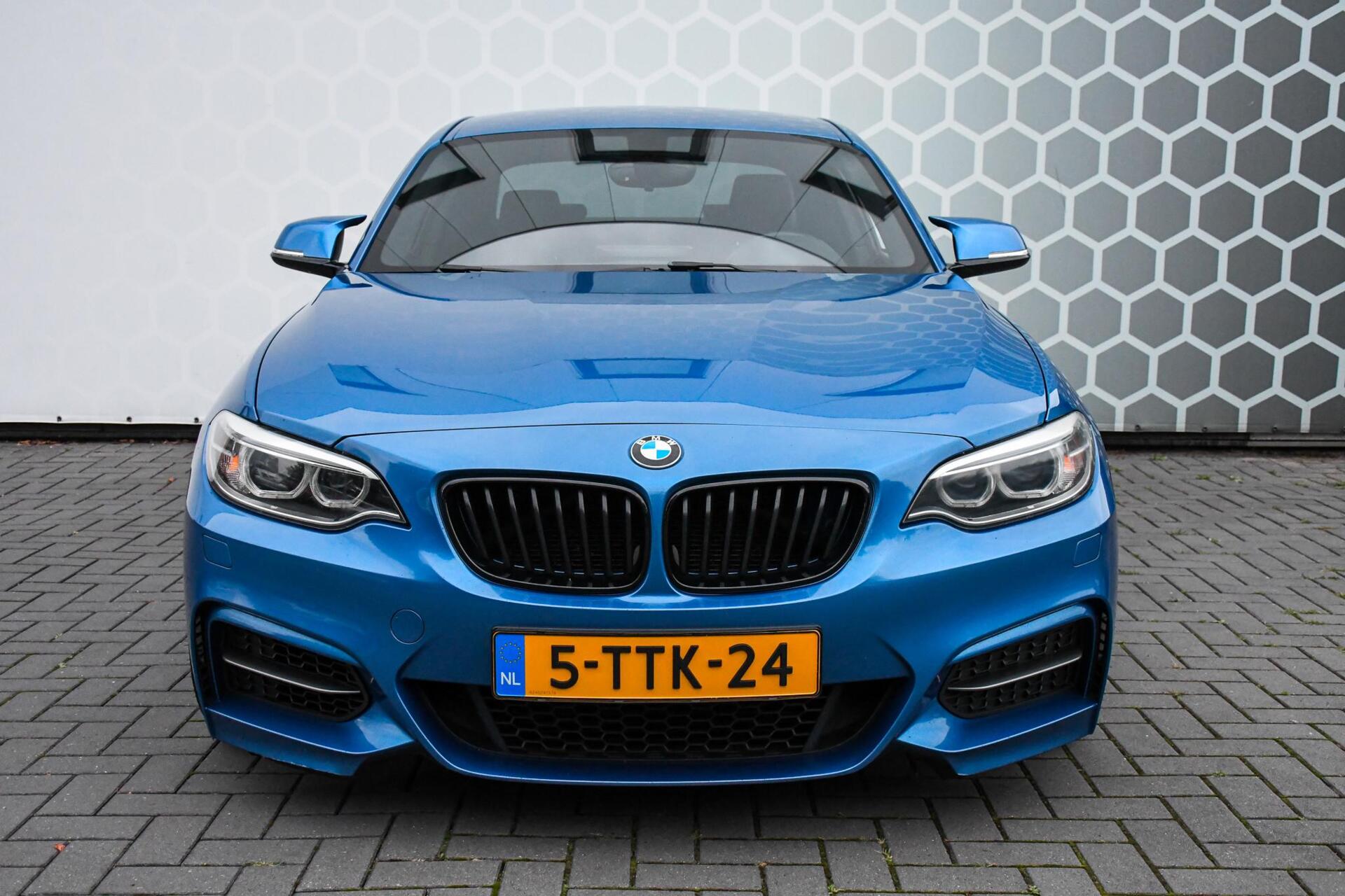 Foto van BMW M235i
