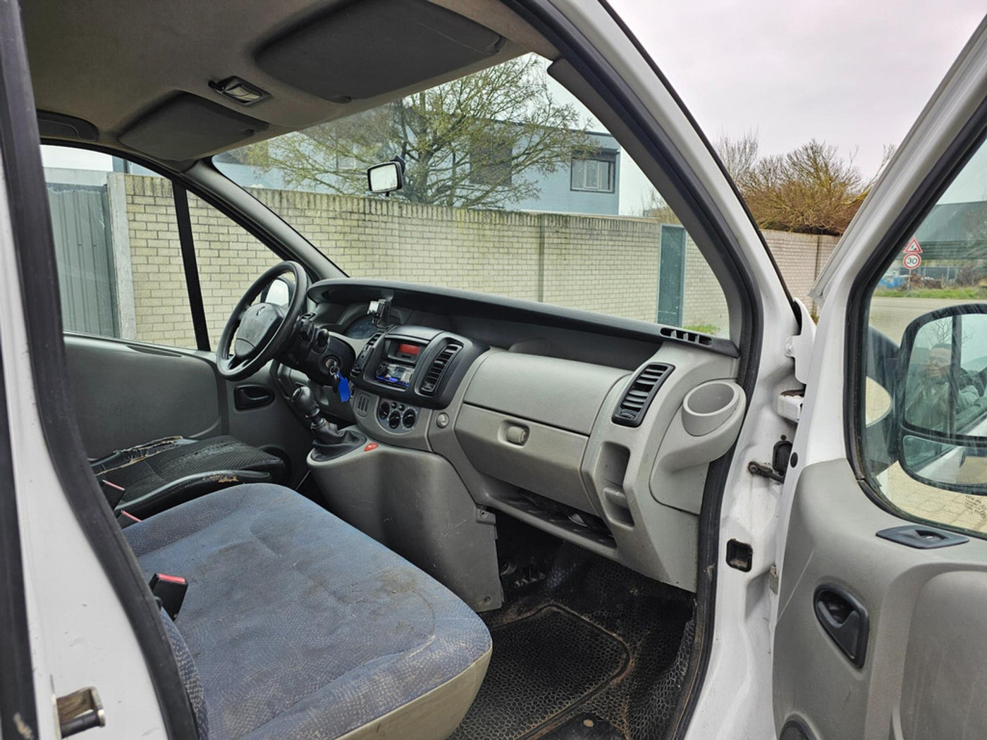 Foto van Renault Trafic T27 L1/h1 2,5 Dci 84kw E4 Fap