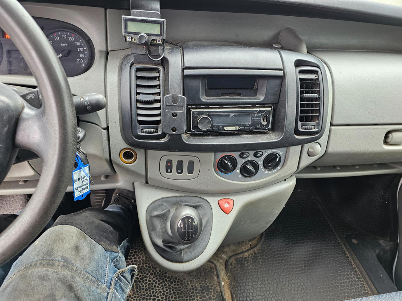Foto van Renault Trafic T27 L1/h1 2,5 Dci 84kw E4 Fap