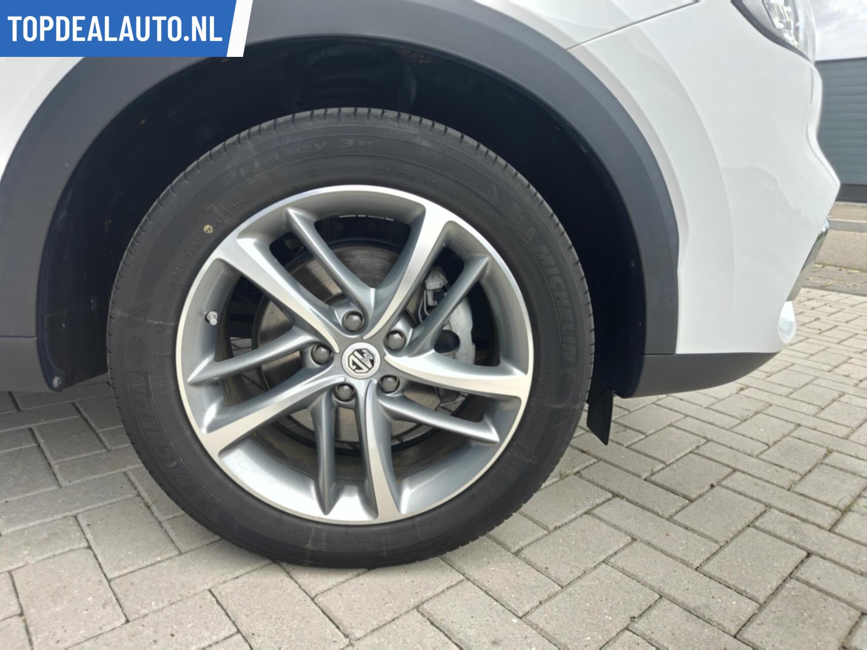 Foto van MG MG Ehs Plug-in Hybrid