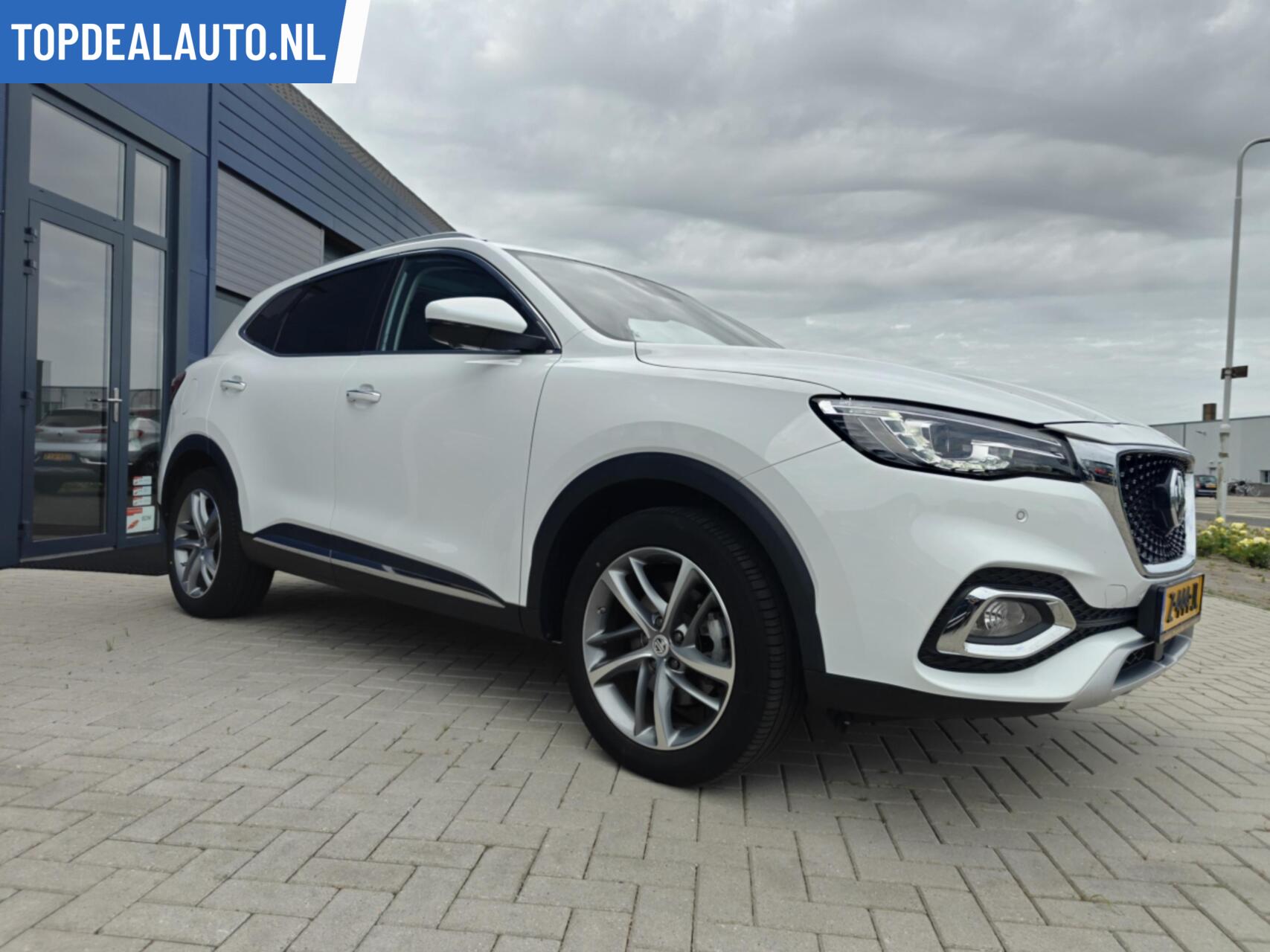 Foto van MG MG Ehs Plug-in Hybrid