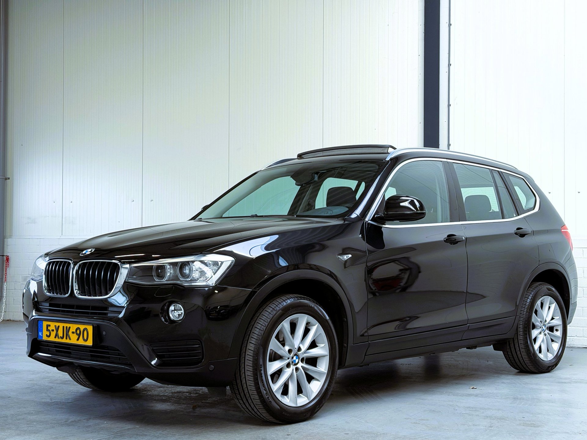 Foto van BMW X3 Xdrive20i