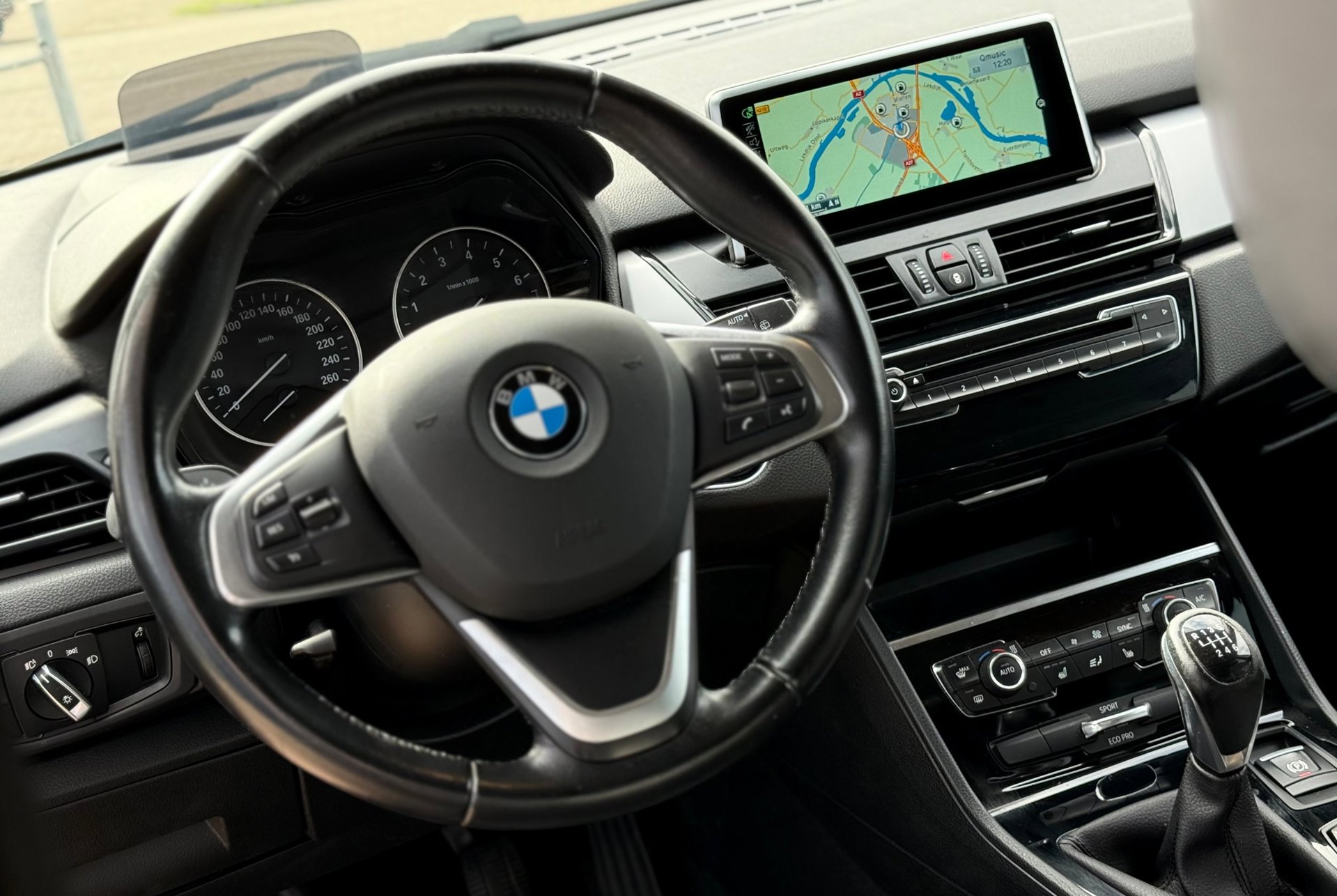 Foto van BMW 218i Active Tourer