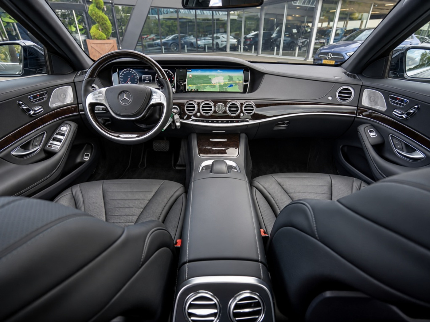Foto van Mercedes-Benz S 400 Hybrid