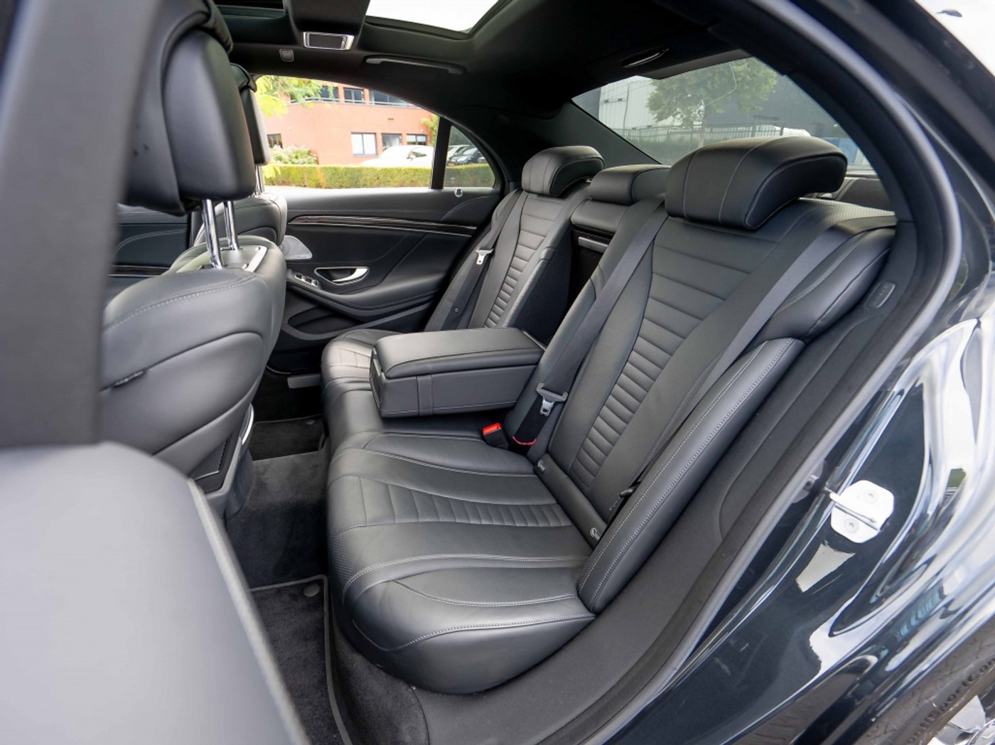 Foto van Mercedes-Benz S 400 Hybrid
