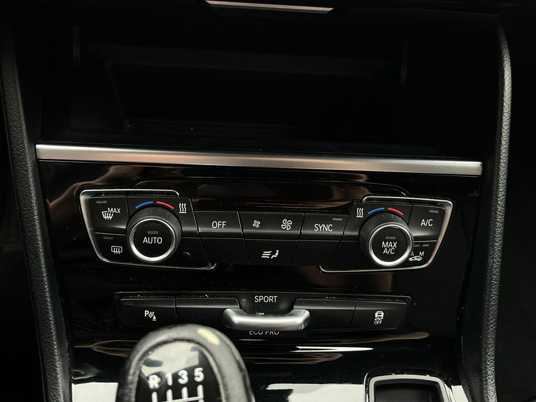 Foto van BMW 218i Active Tourer