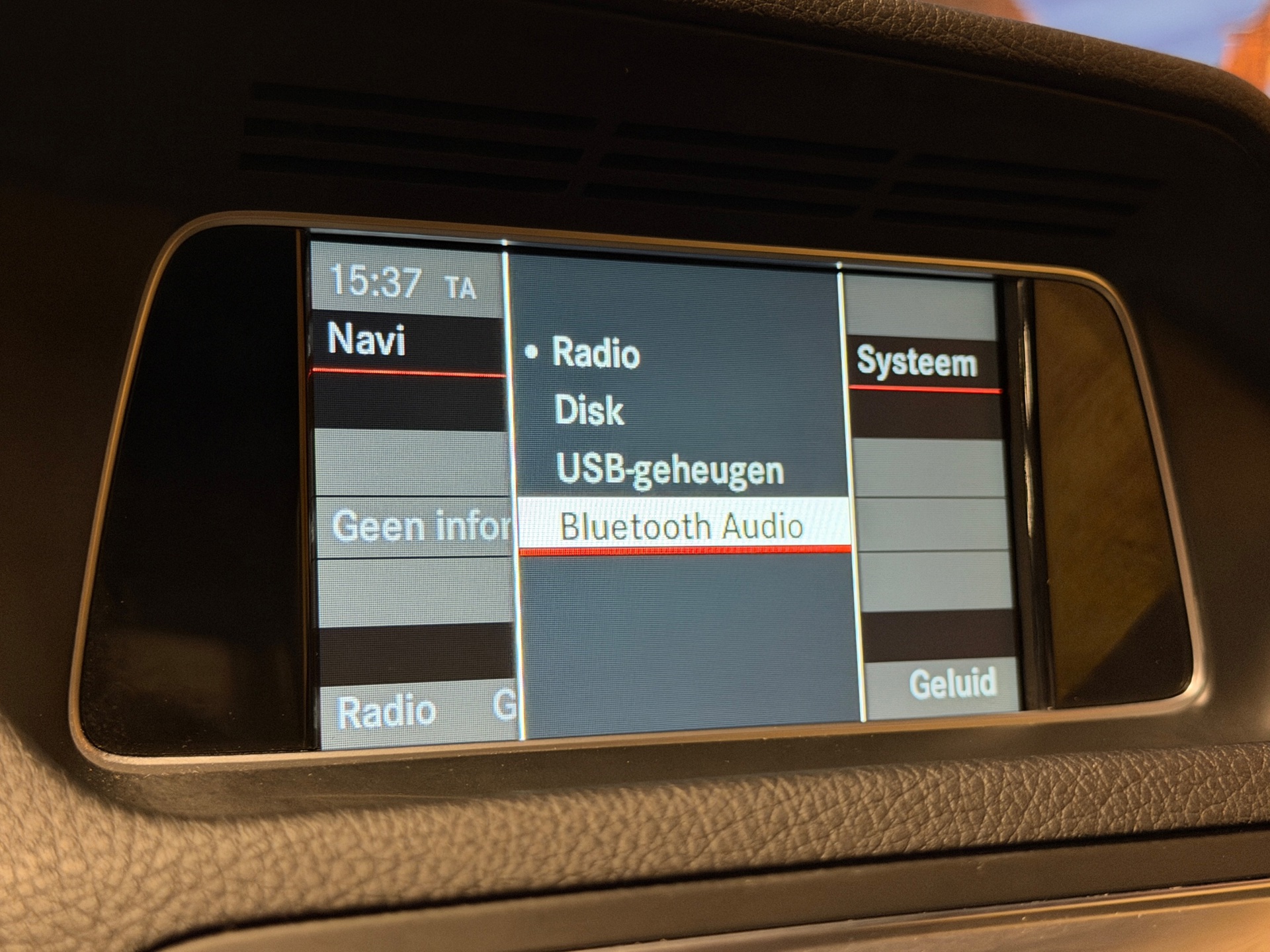 Foto van Mercedes-Benz E 200