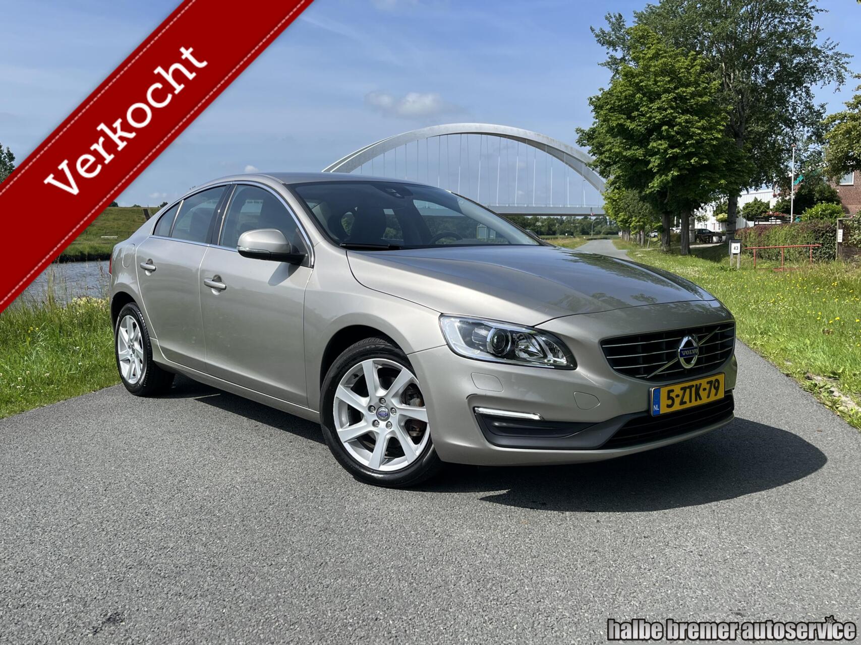 Volvo S60 1.6 T3 Summum 67000 km 2015 - voorkant