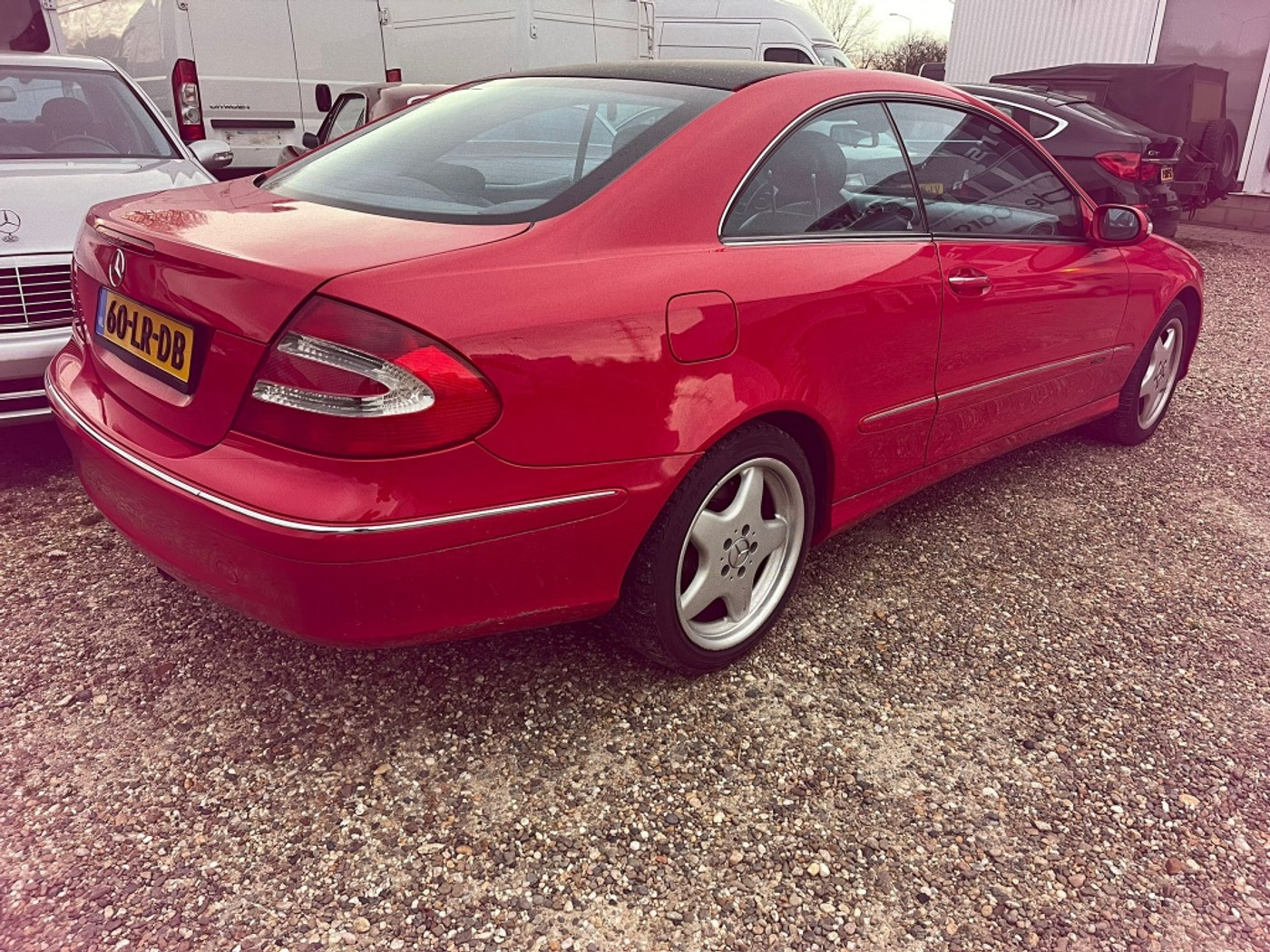 Foto van Mercedes-Benz CLK 320
