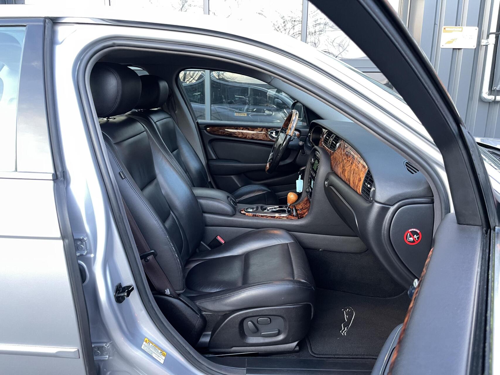 Foto van Jaguar XJ