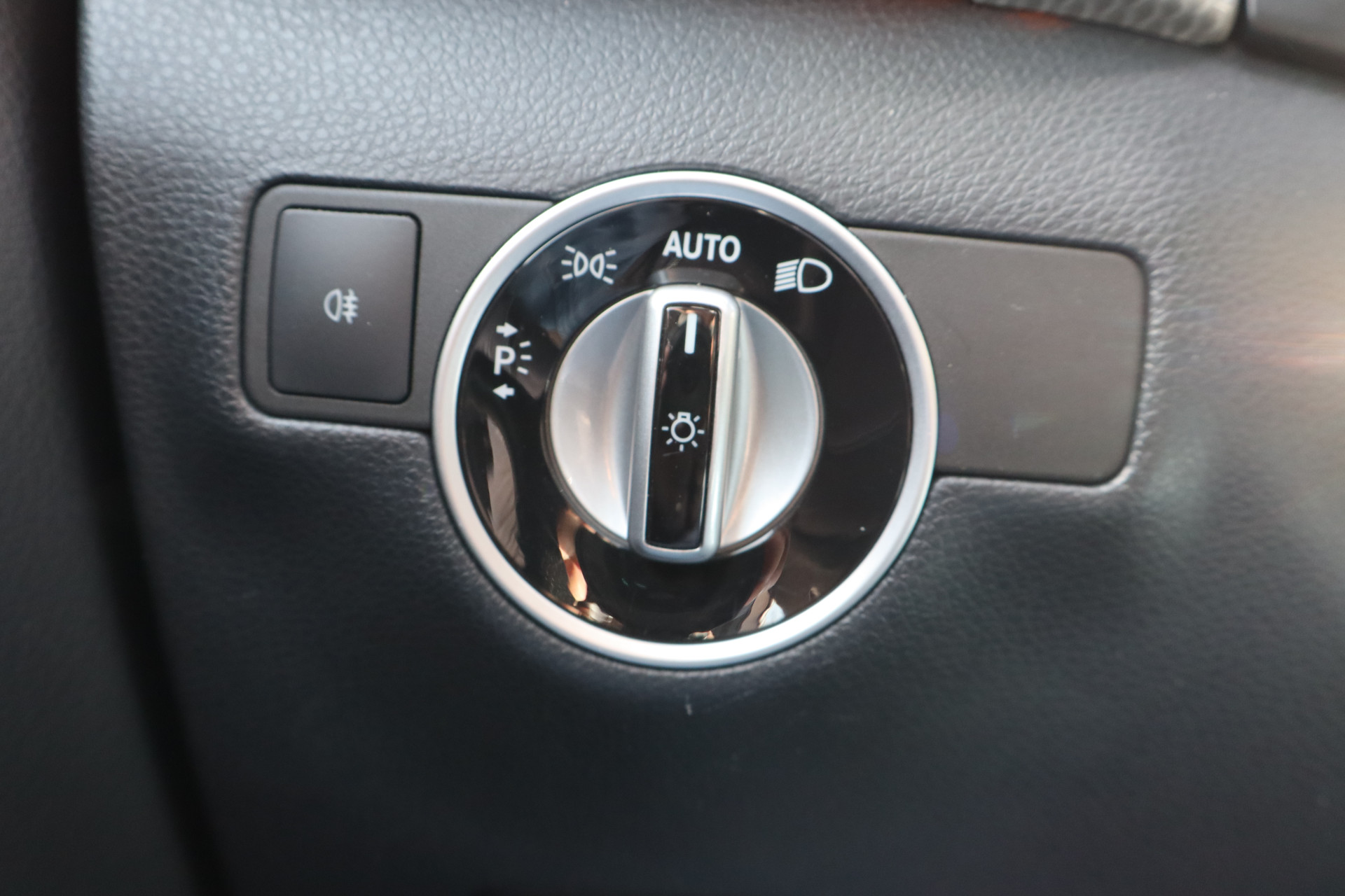 Foto van Mercedes-Benz B 180