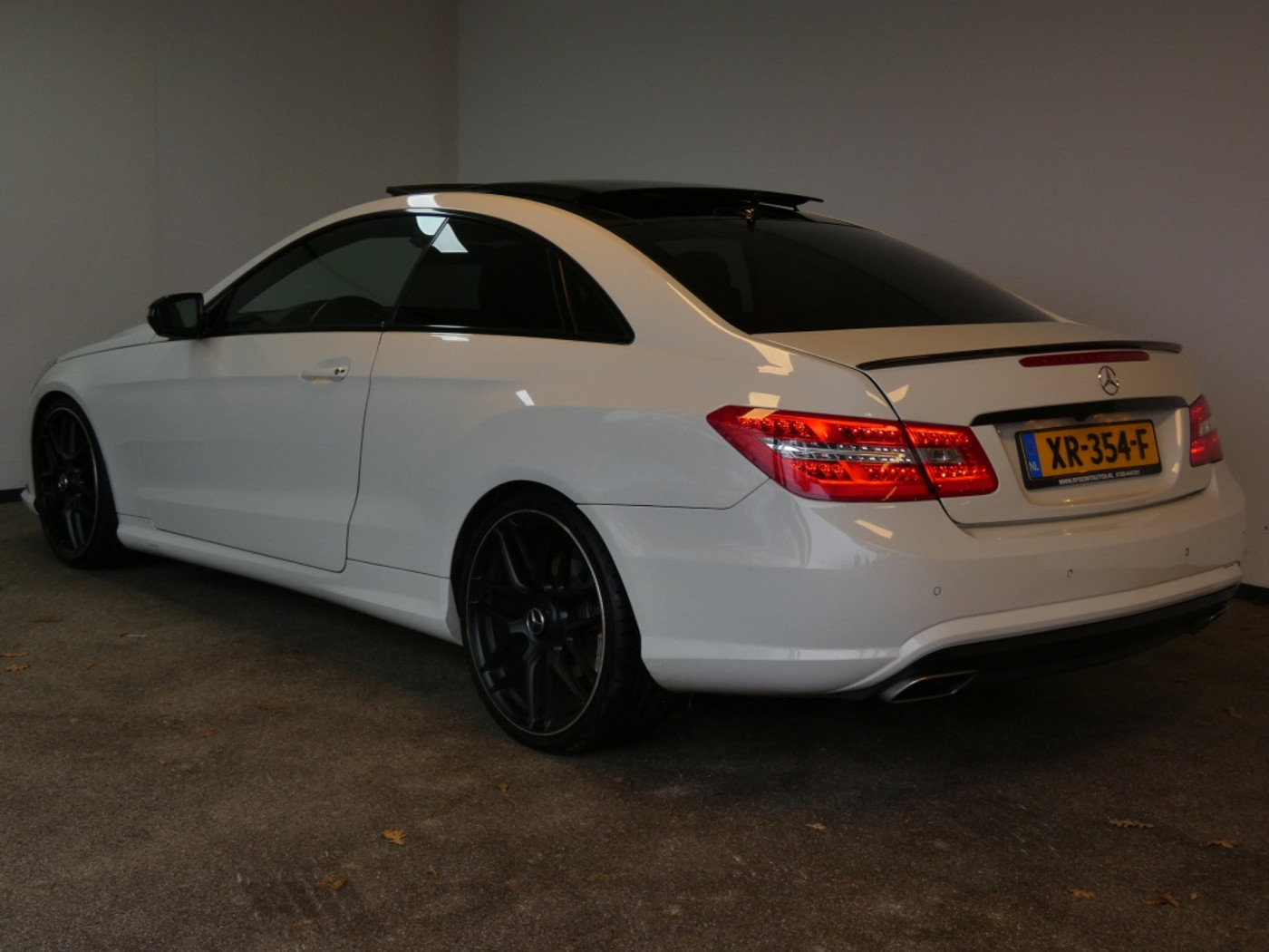 Foto van Mercedes-Benz E 500
